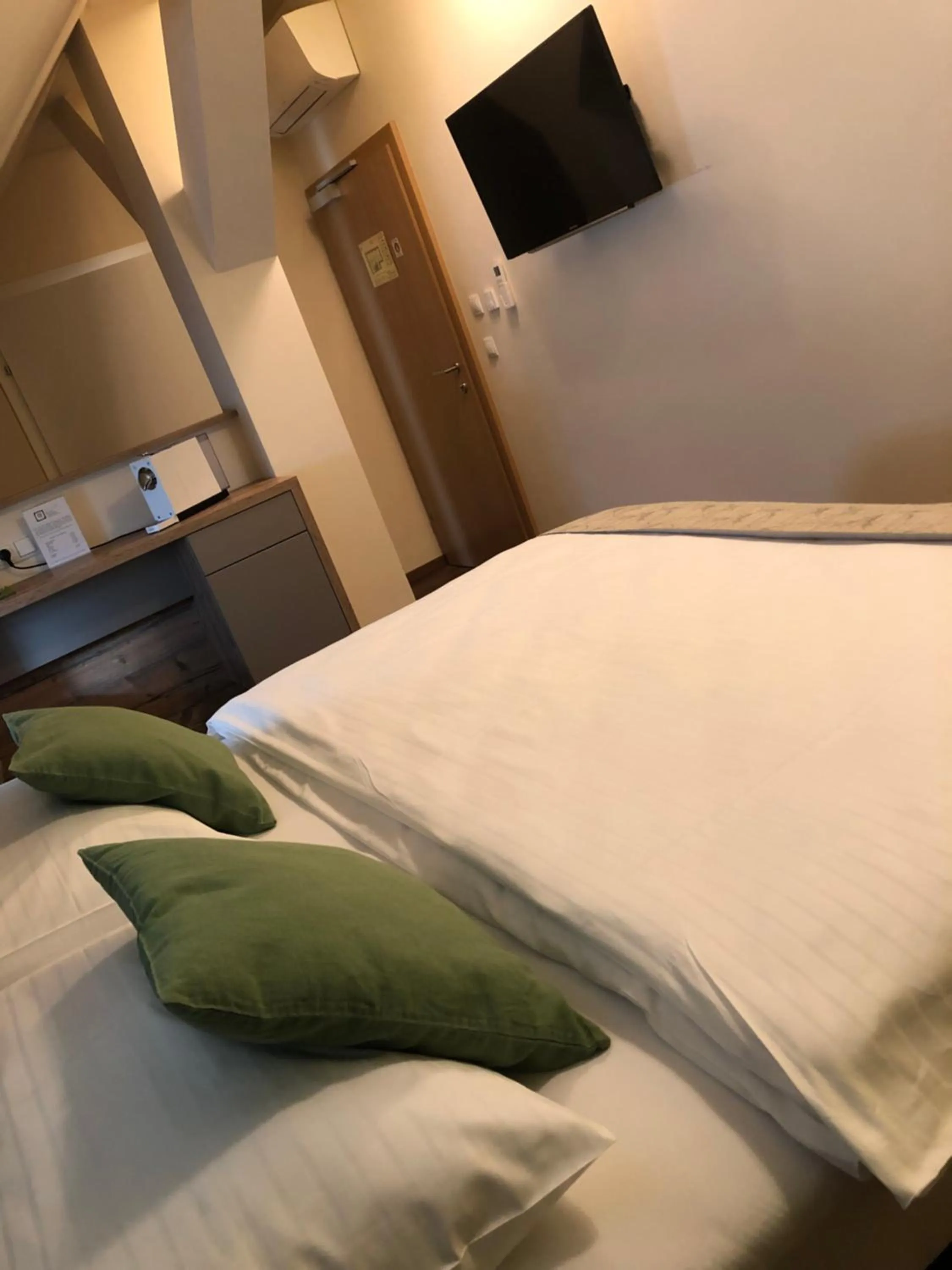 Photo of the whole room, Bed in Hotel Braun