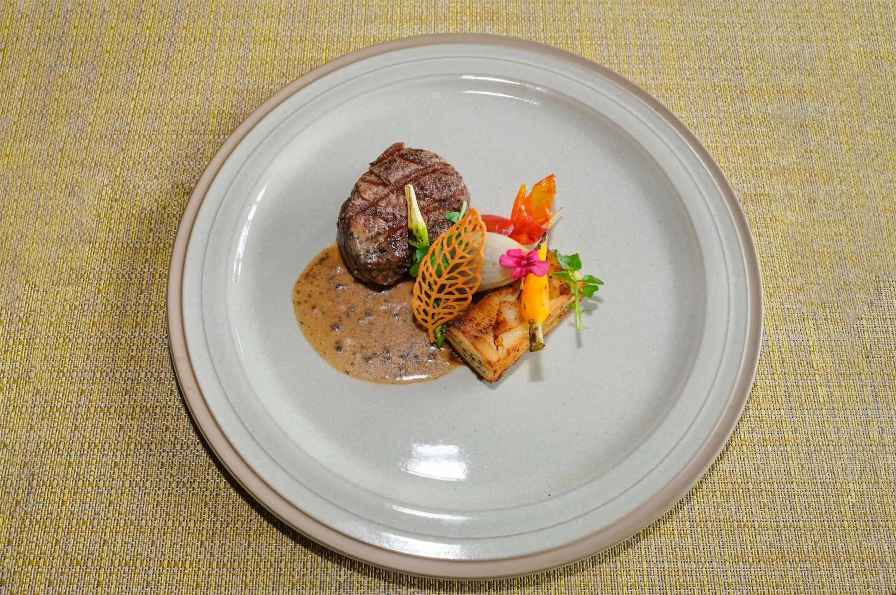 Food and drinks in Radisson Blu Bali Uluwatu