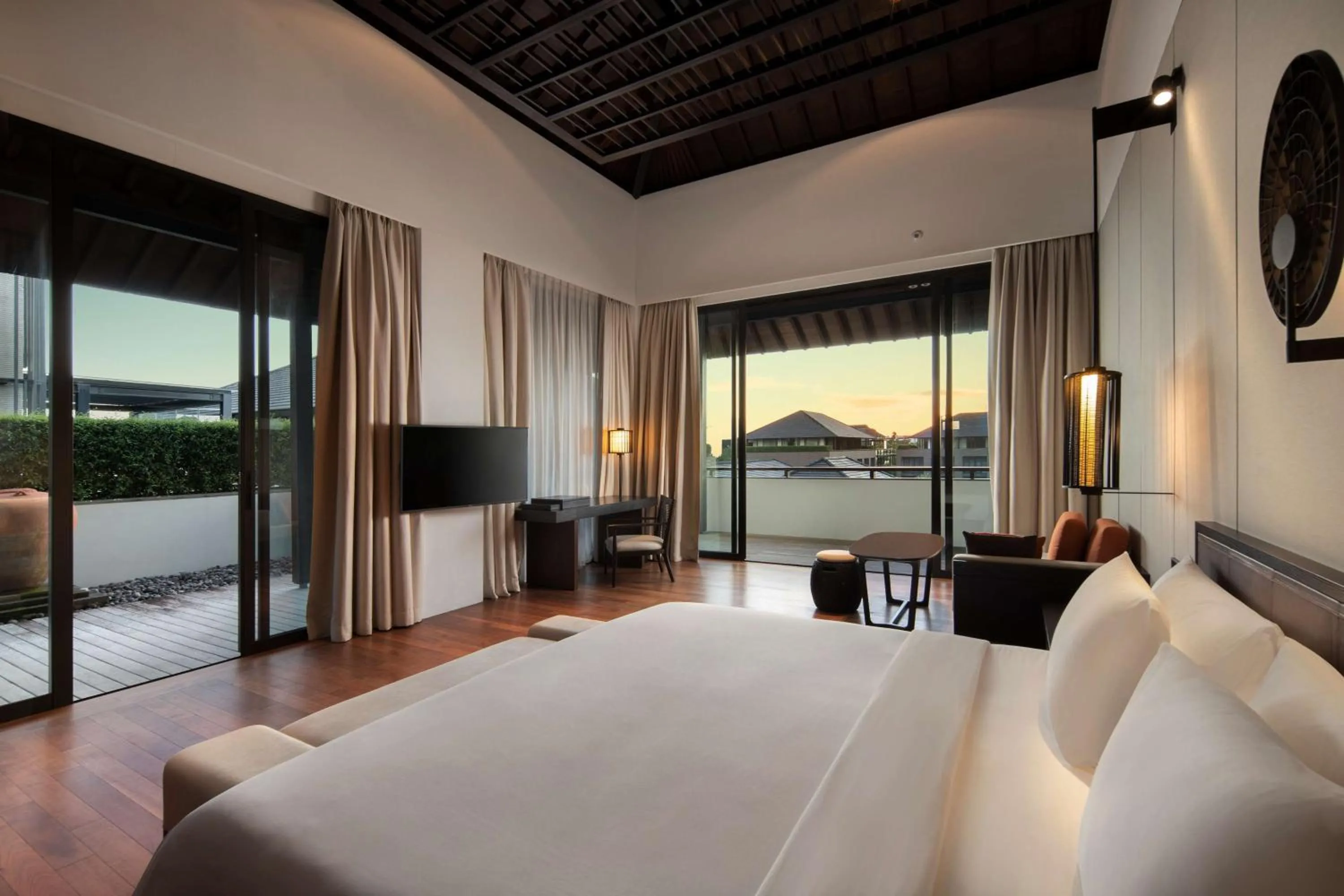 Photo of the whole room, Bed in Radisson Blu Bali Uluwatu