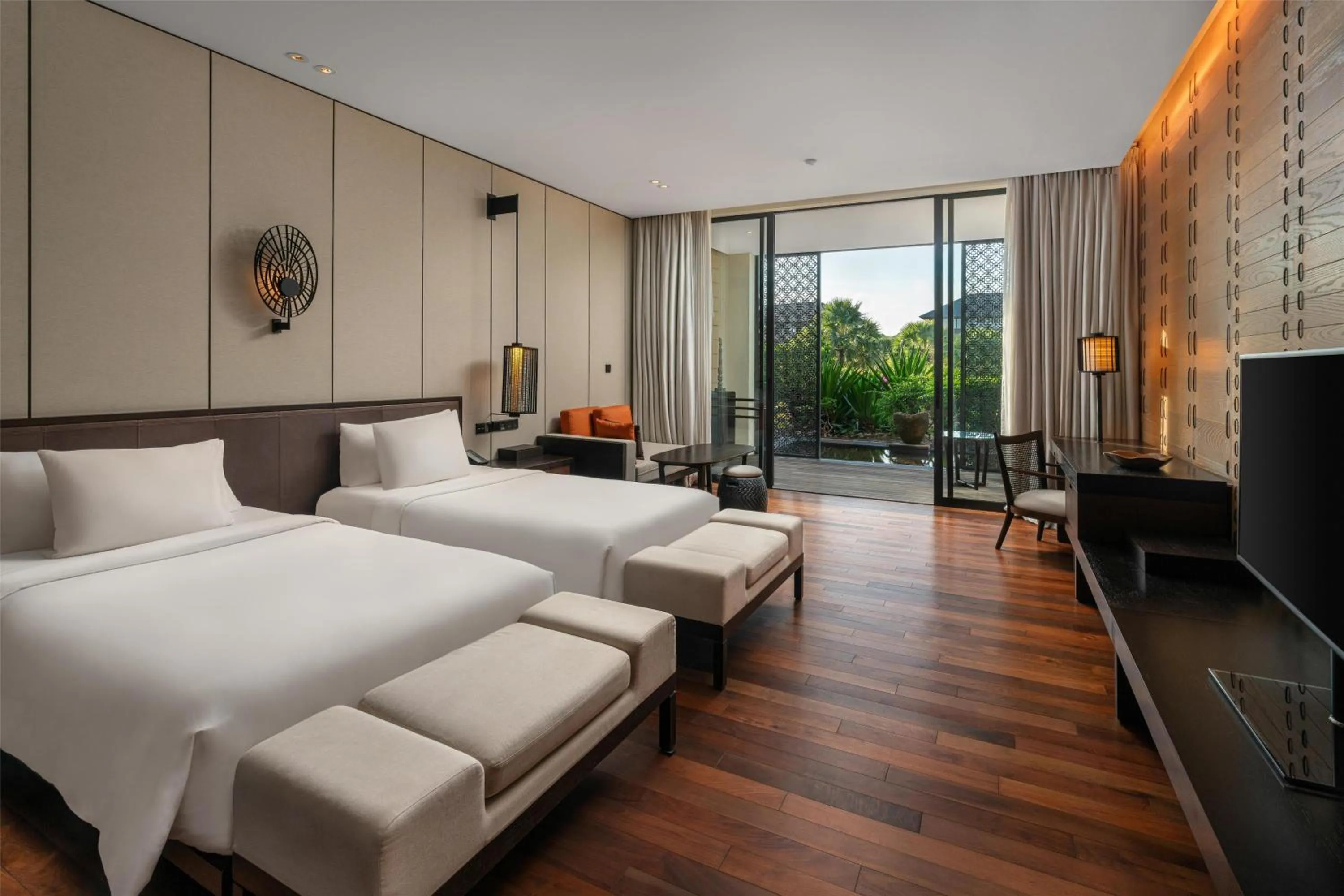 Bedroom, Bed in Radisson Blu Bali Uluwatu