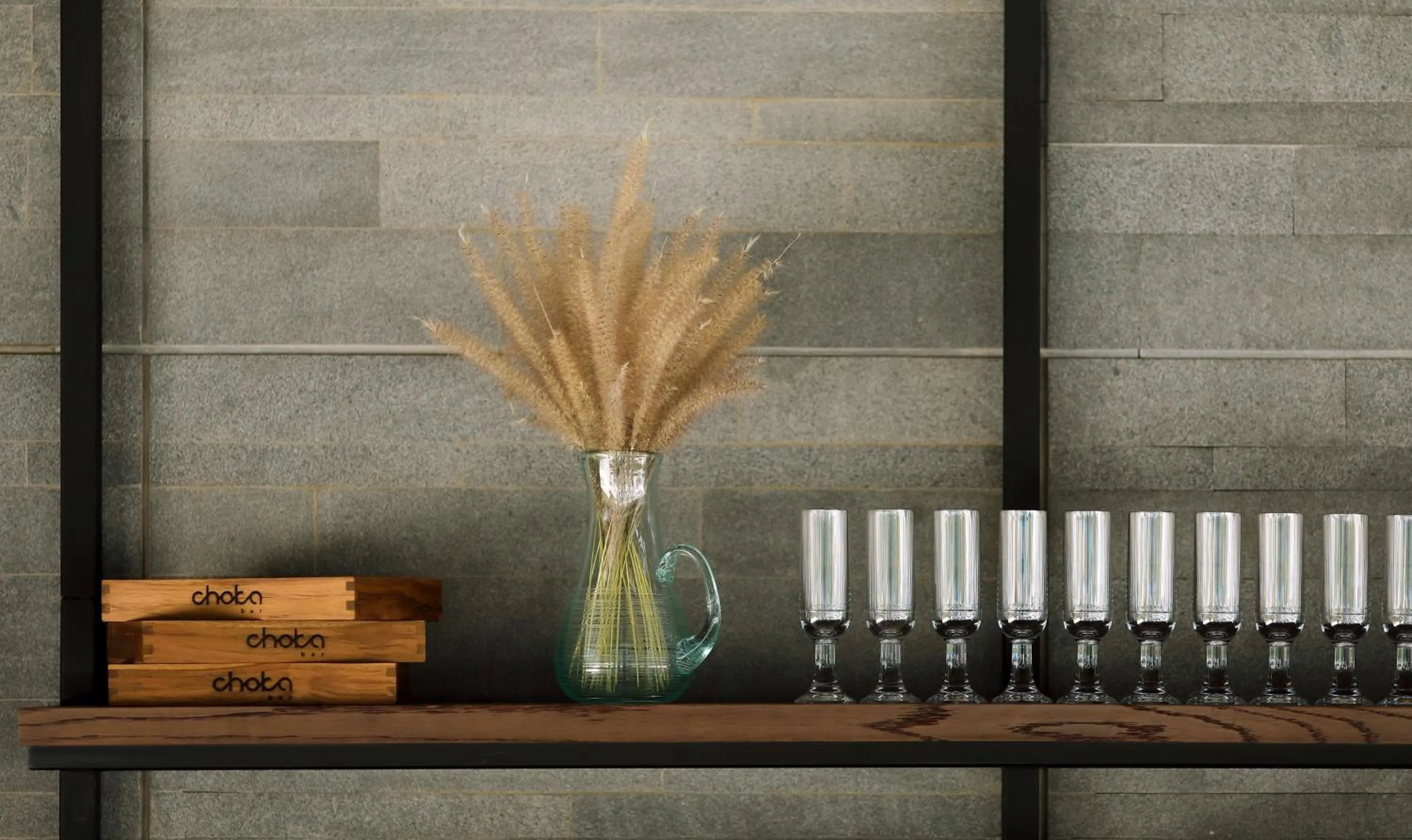 Lounge or bar in Radisson Blu Bali Uluwatu