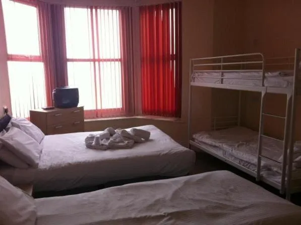 Bedroom, Bed in The Royal Windsor Hotel