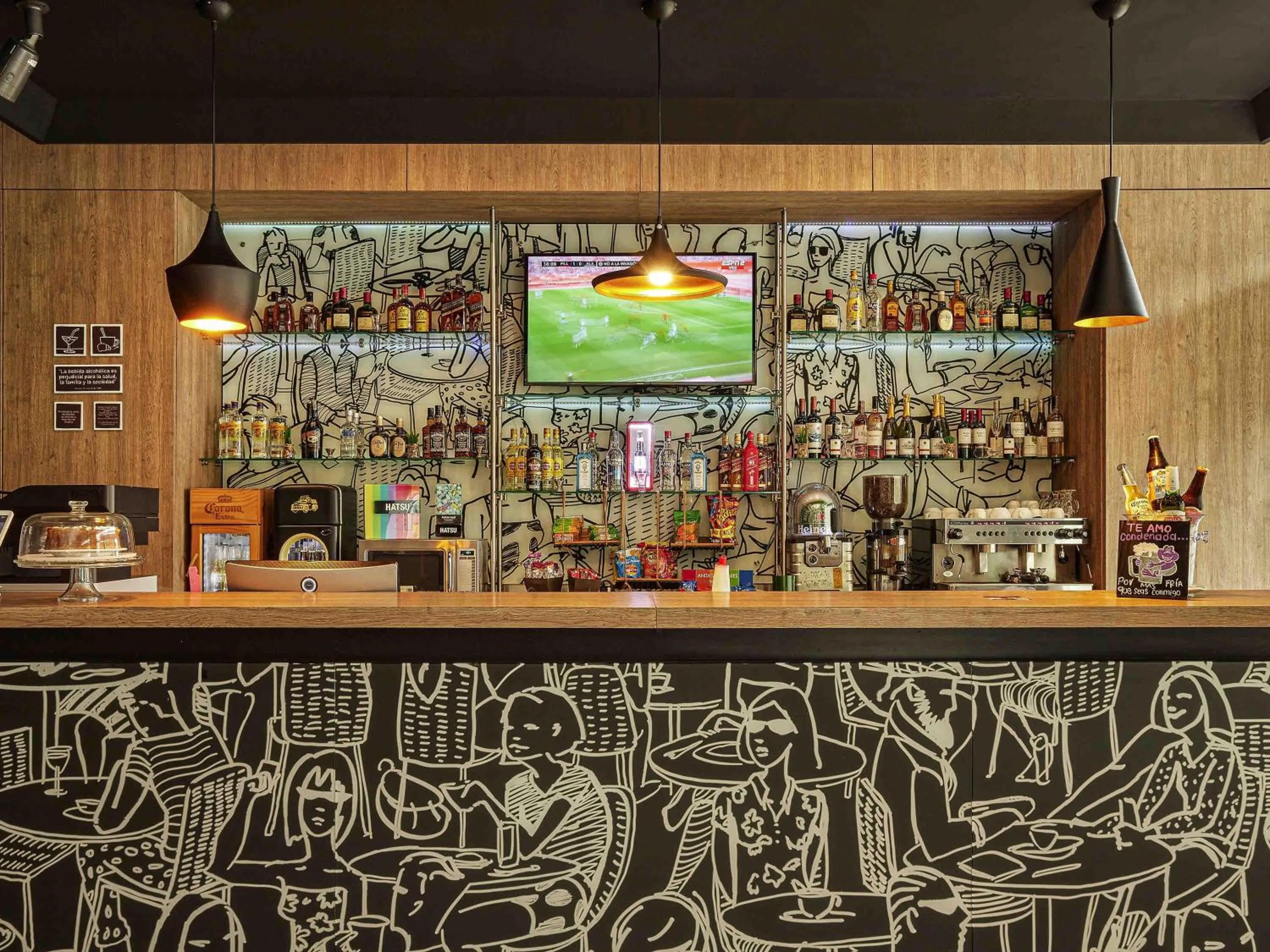 Lounge or bar in Hotel Ibis Cali Granada