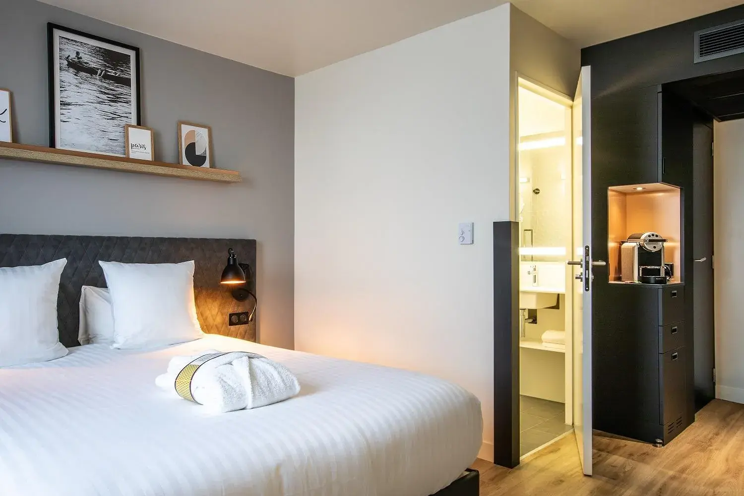 Privilege Double Room in Hôtel Mercure Paris Gennevilliers Privilege Double Room in Hôtel Mercure Paris Gennevilliers