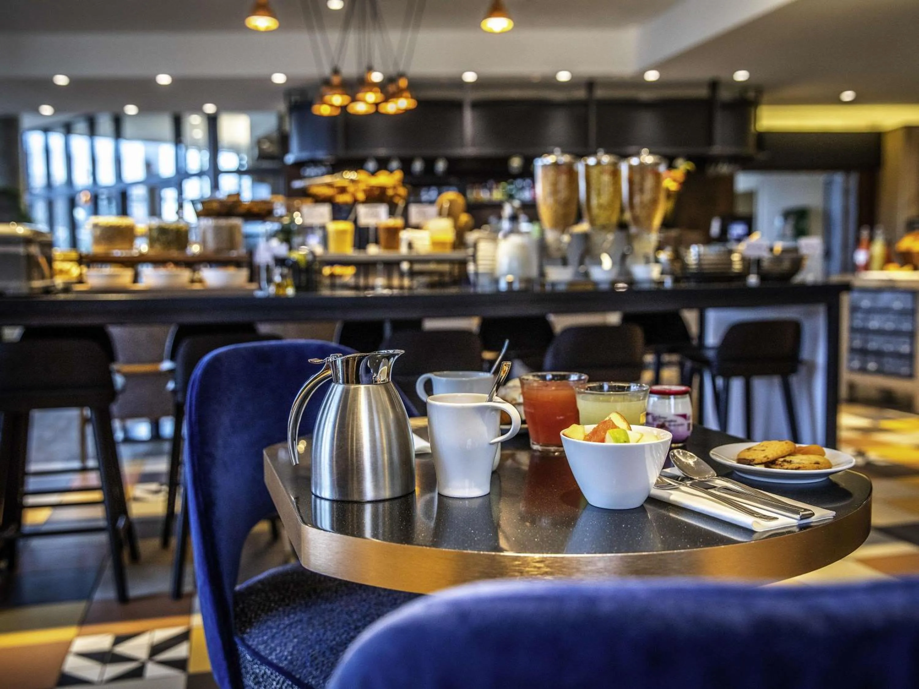 Property building in Hôtel Mercure Paris Gennevilliers