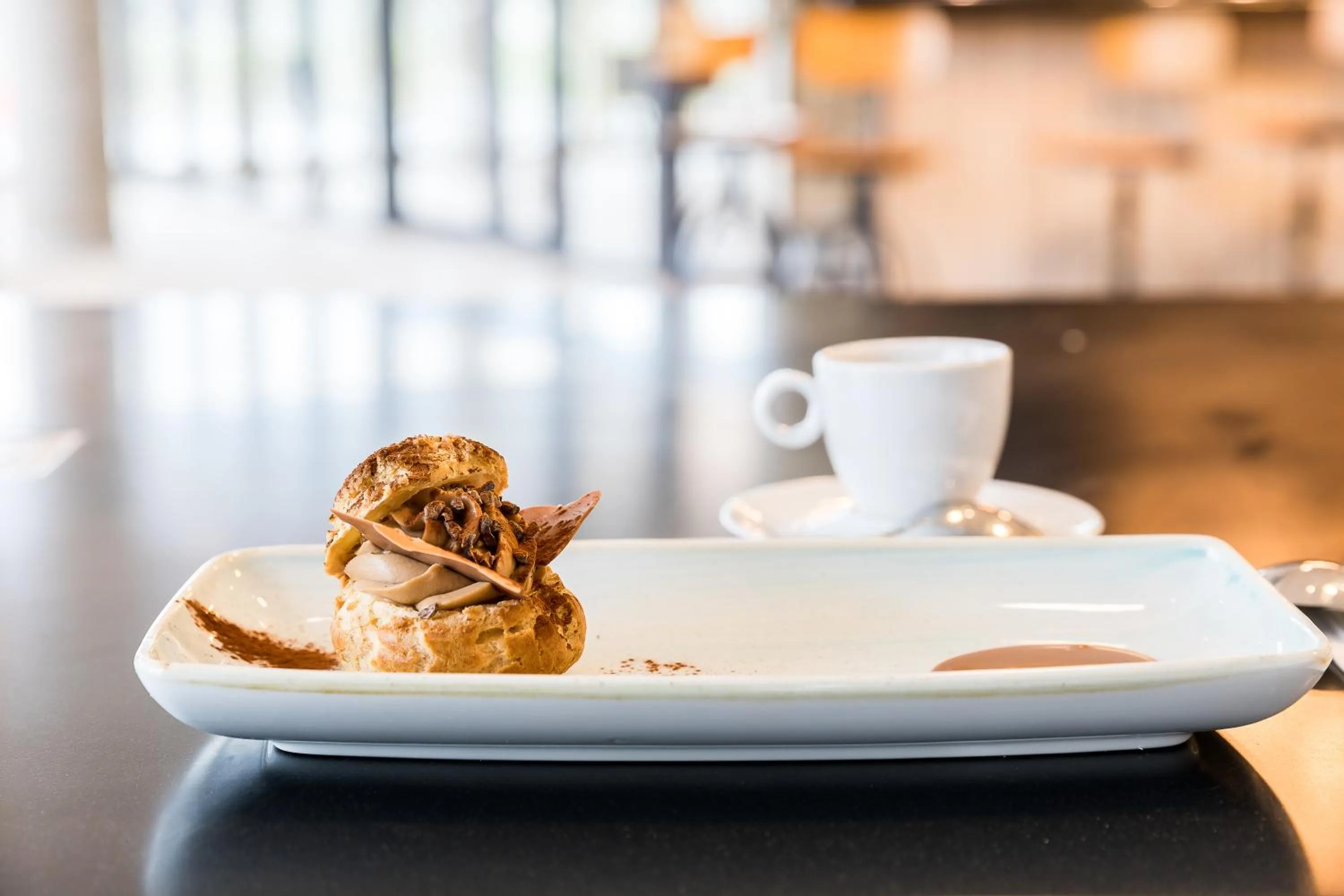 Restaurant/places to eat in Hôtel Mercure Paris Gennevilliers