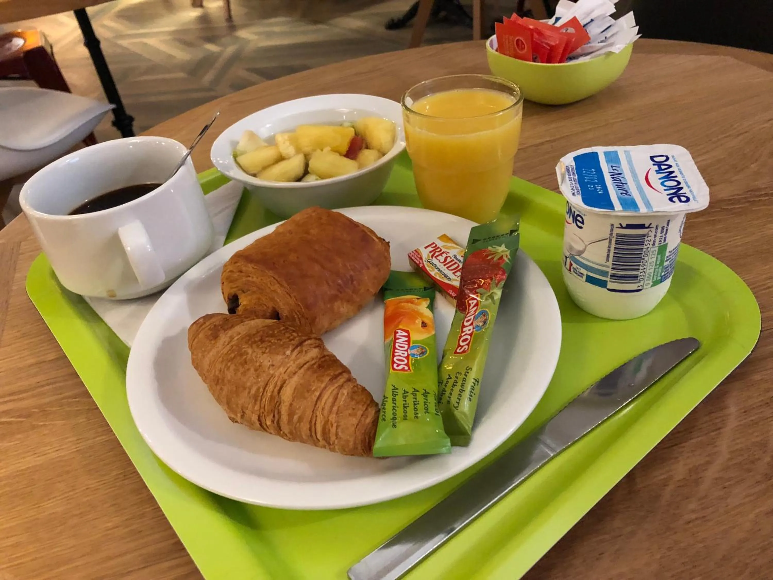 Breakfast in Ibis Budget Annecy sud-Poisy