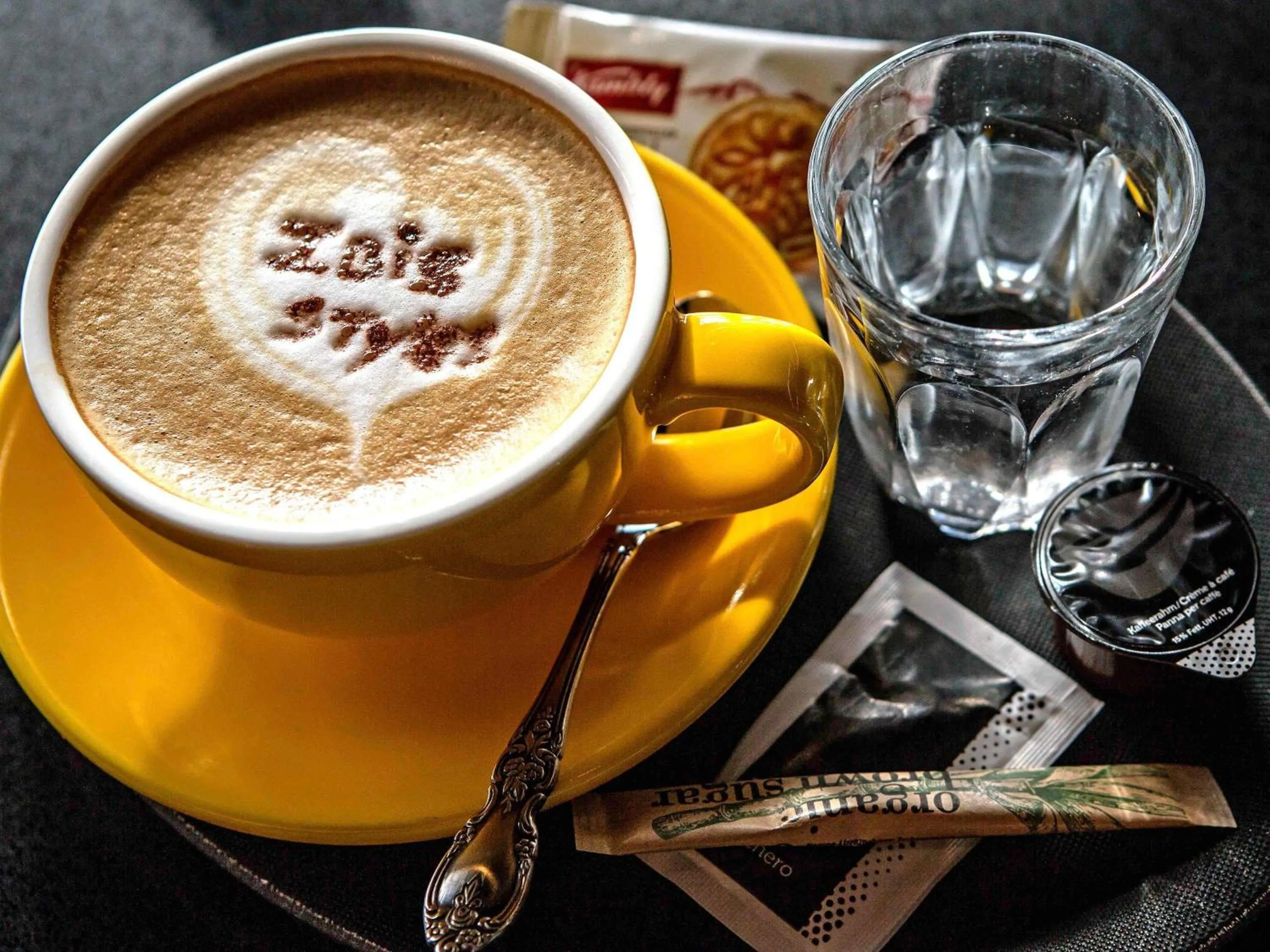 Restaurant/places to eat in ibis Styles Genève Carouge