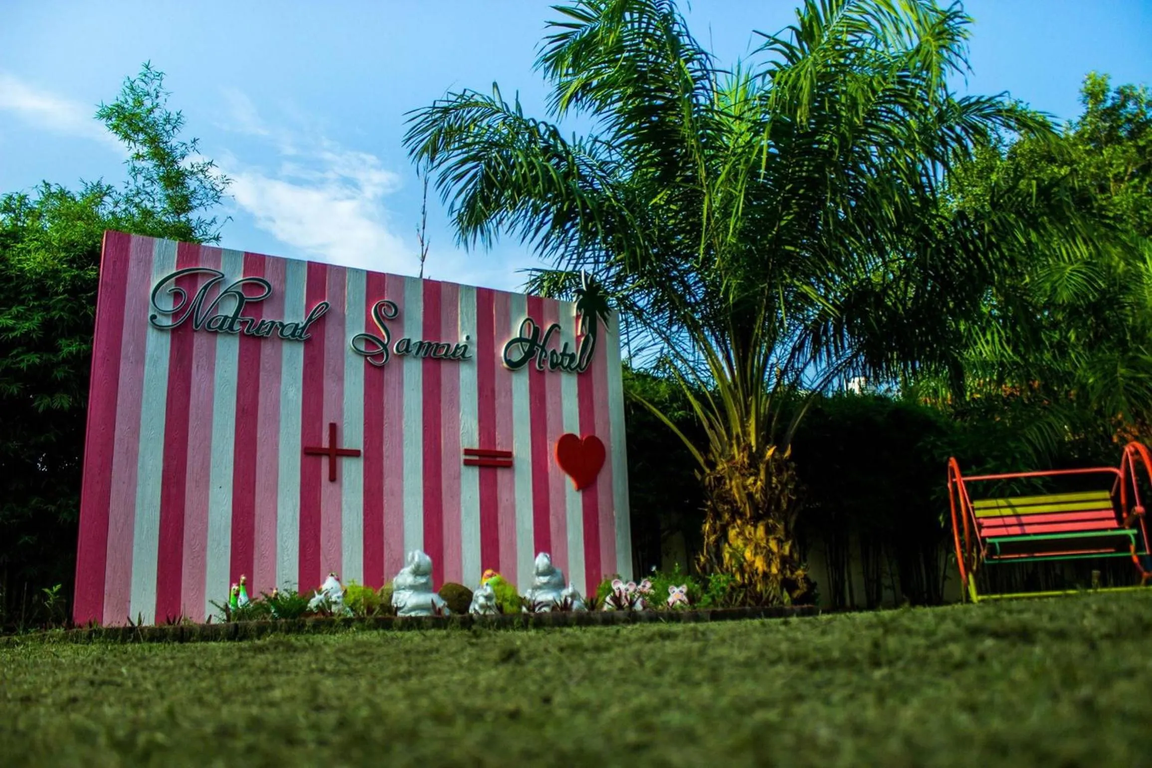 Garden in Natural Samui Hotel