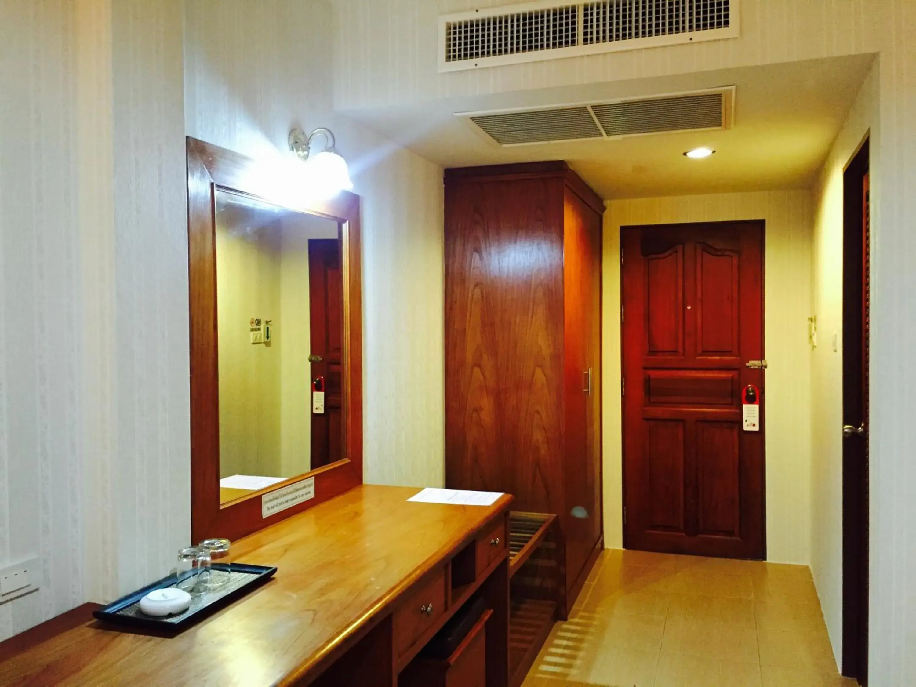 Superior Double or Twin Room in Natural Samui Hotel Superior Double or Twin Room in Natural Samui Hotel