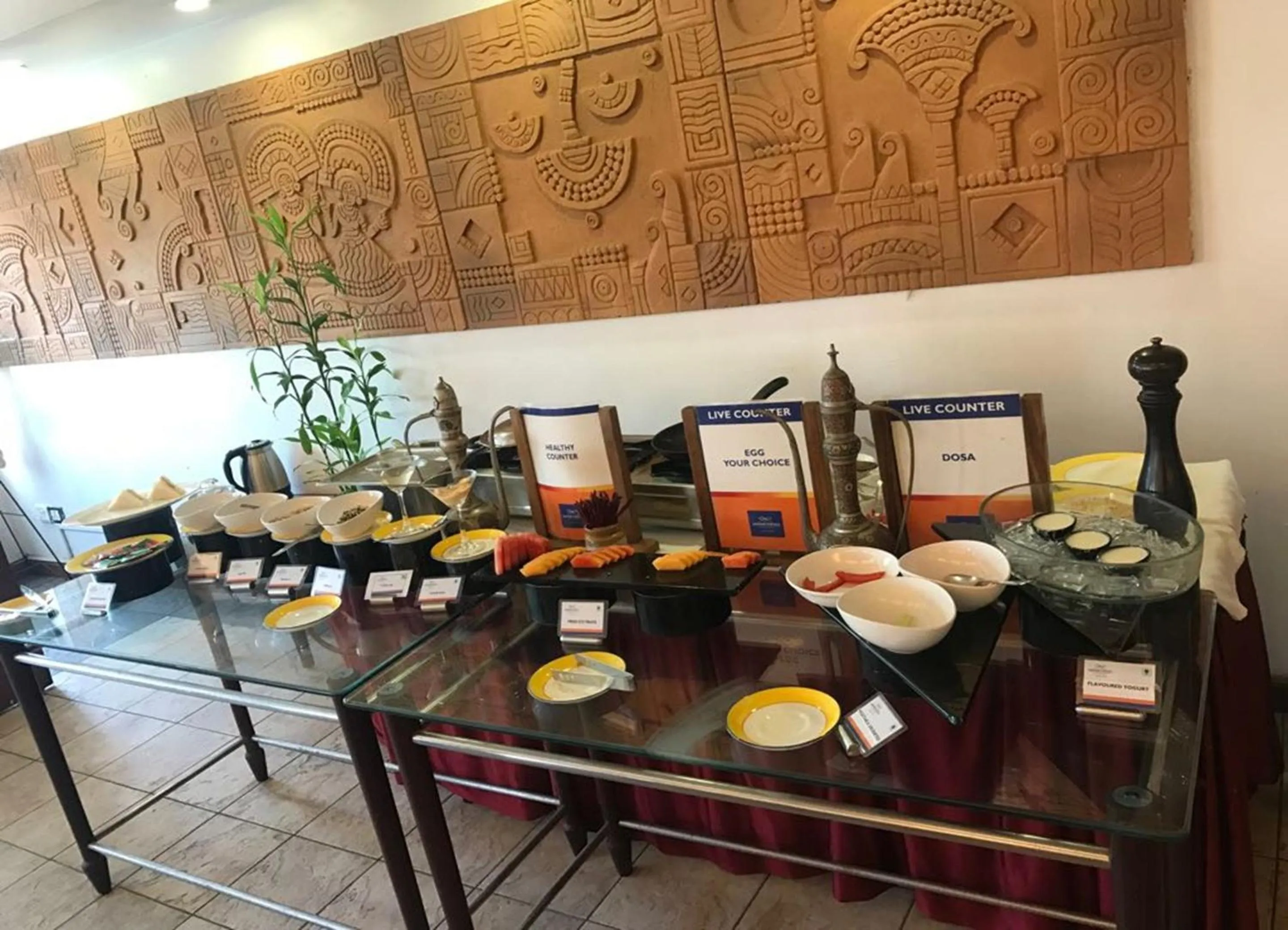 Buffet breakfast in Classic Sarovar Portico Trivandrum
