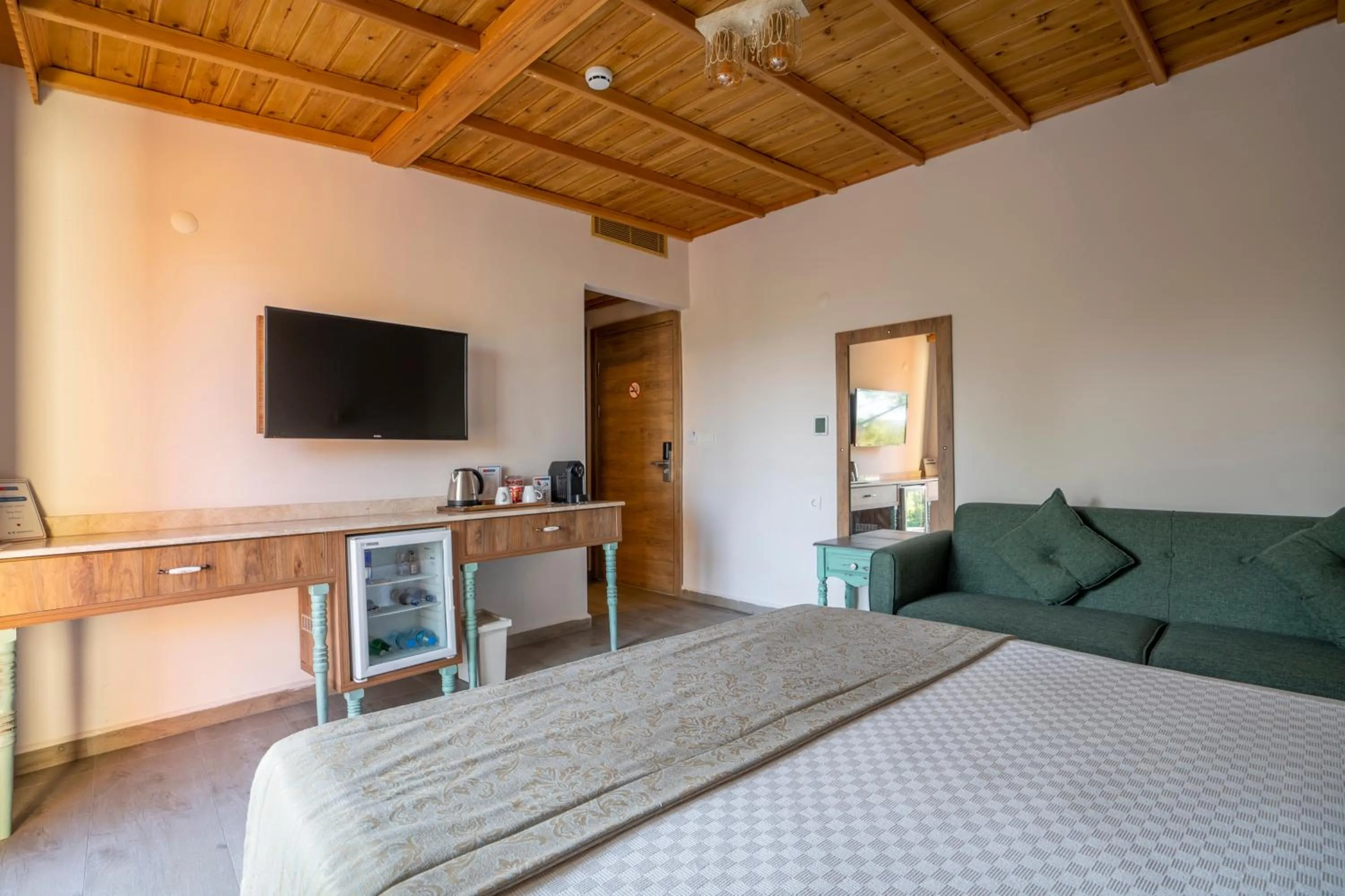 Bed in Villa Marine Hotel