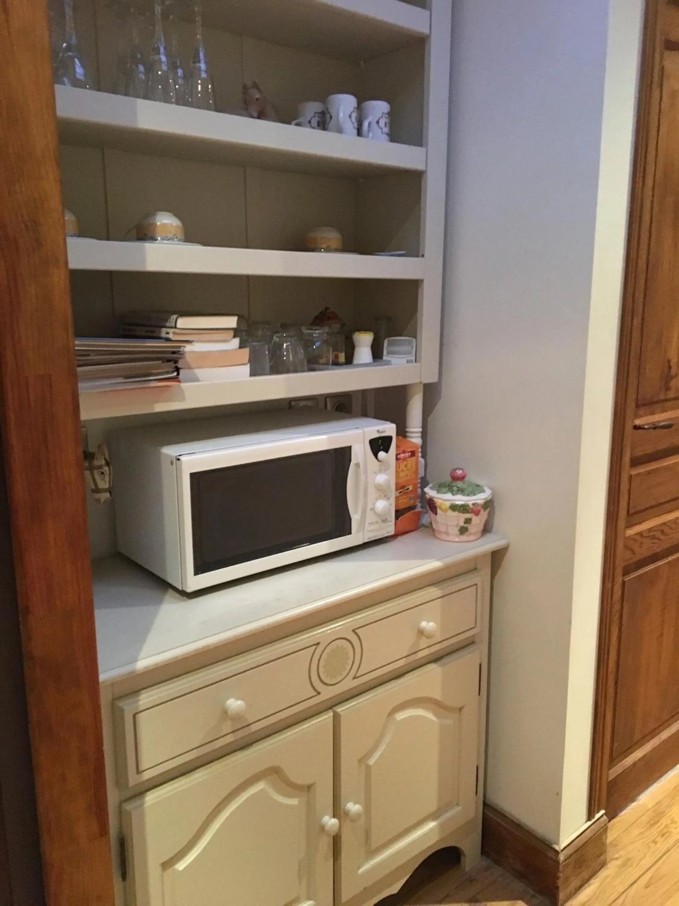 Coffee/tea facilities in Le clos de Tournes