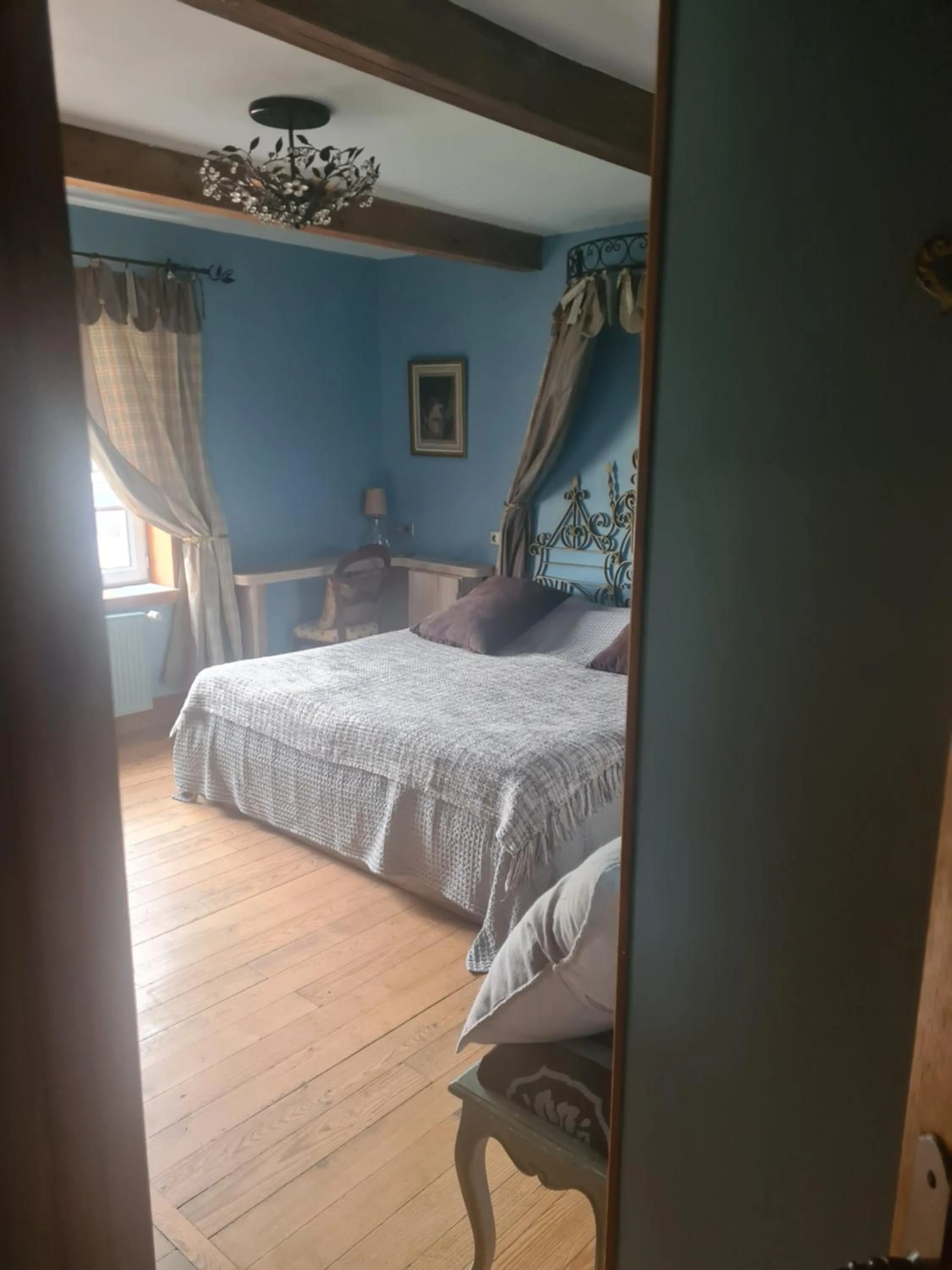 Bedroom, Bed in Le clos de Tournes