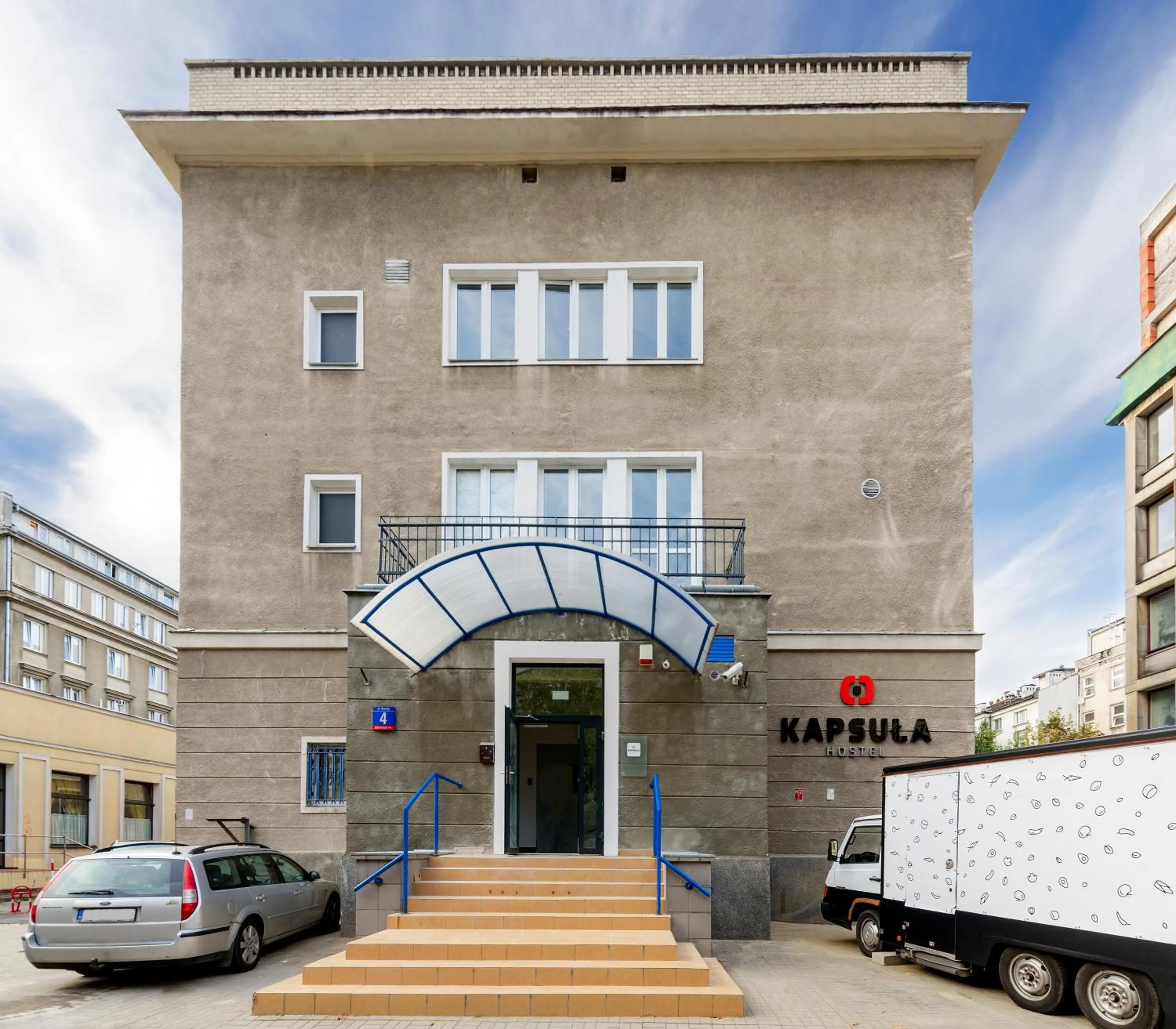 Property building in Kapsuła Hostel Warszawa