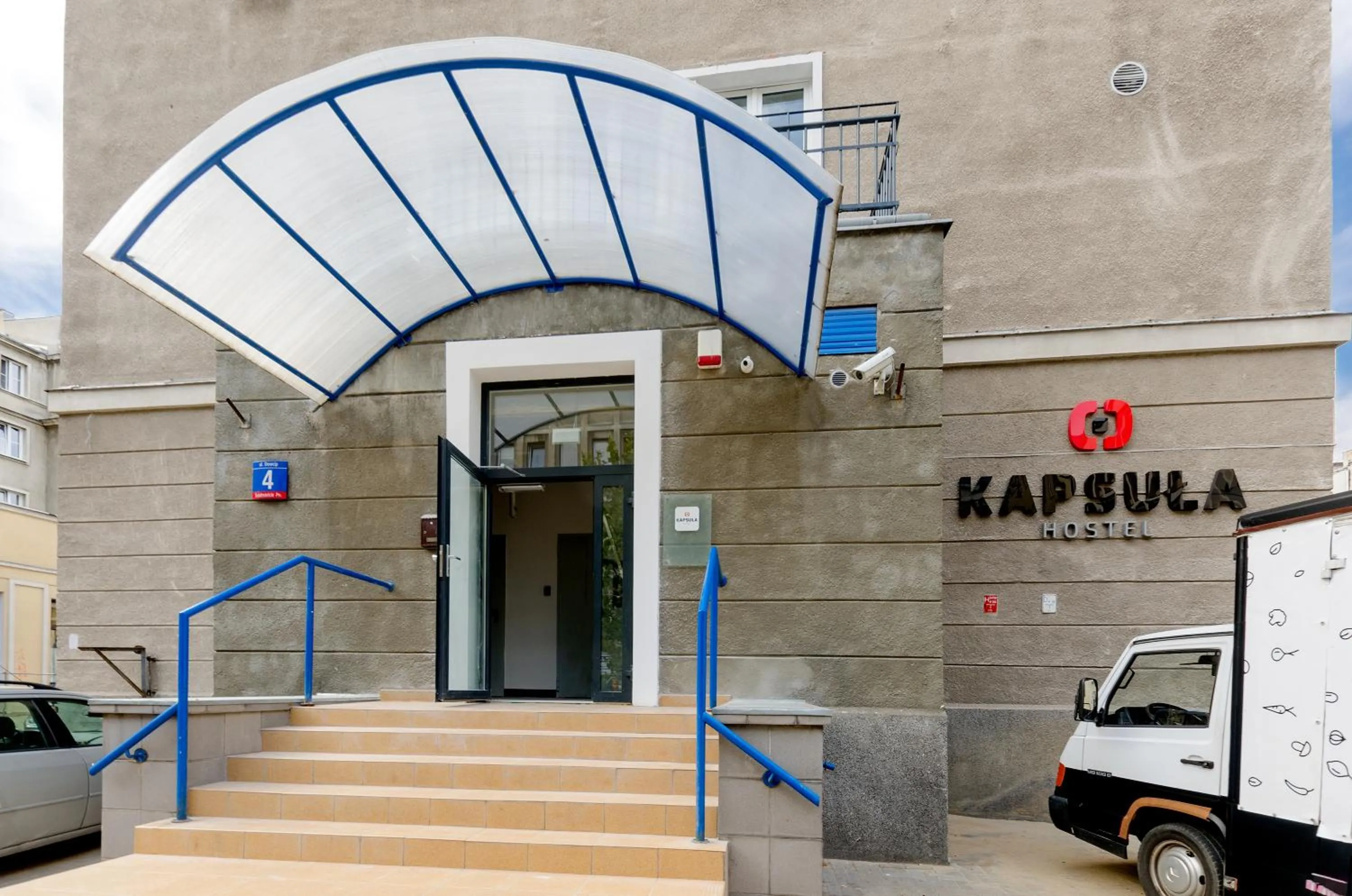 Property building in Kapsuła Hostel Warszawa