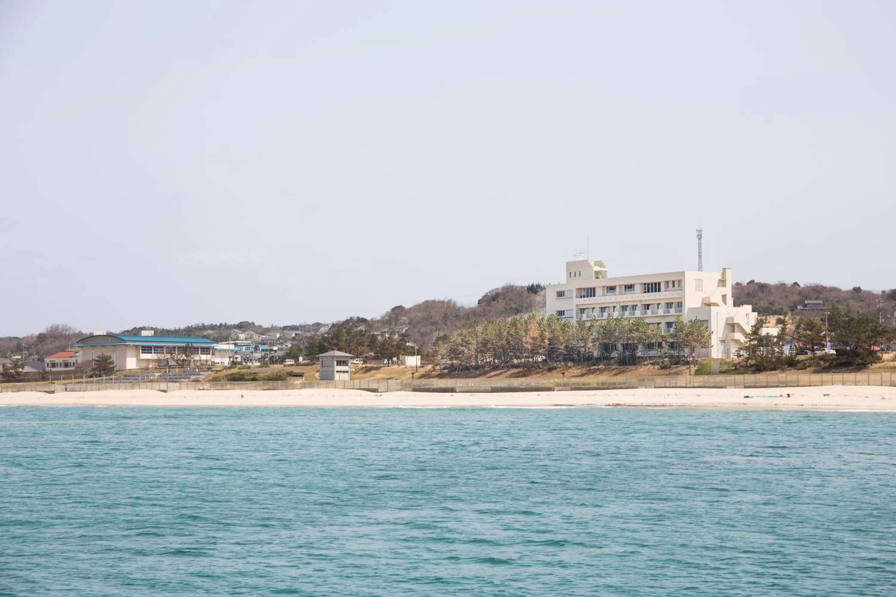 Facade/entrance in Senjoen