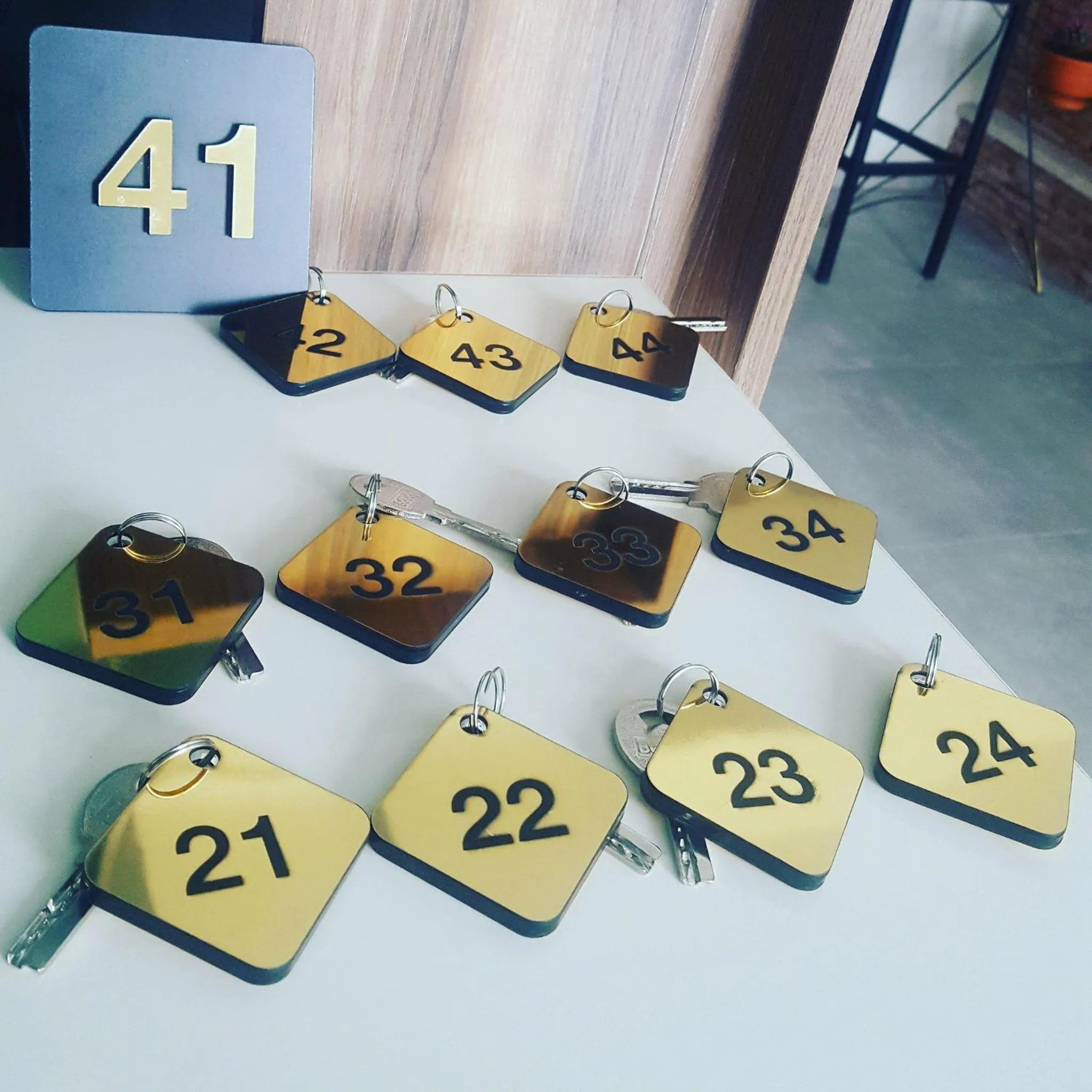 Logo/Certificate/Sign in Hotel Amser