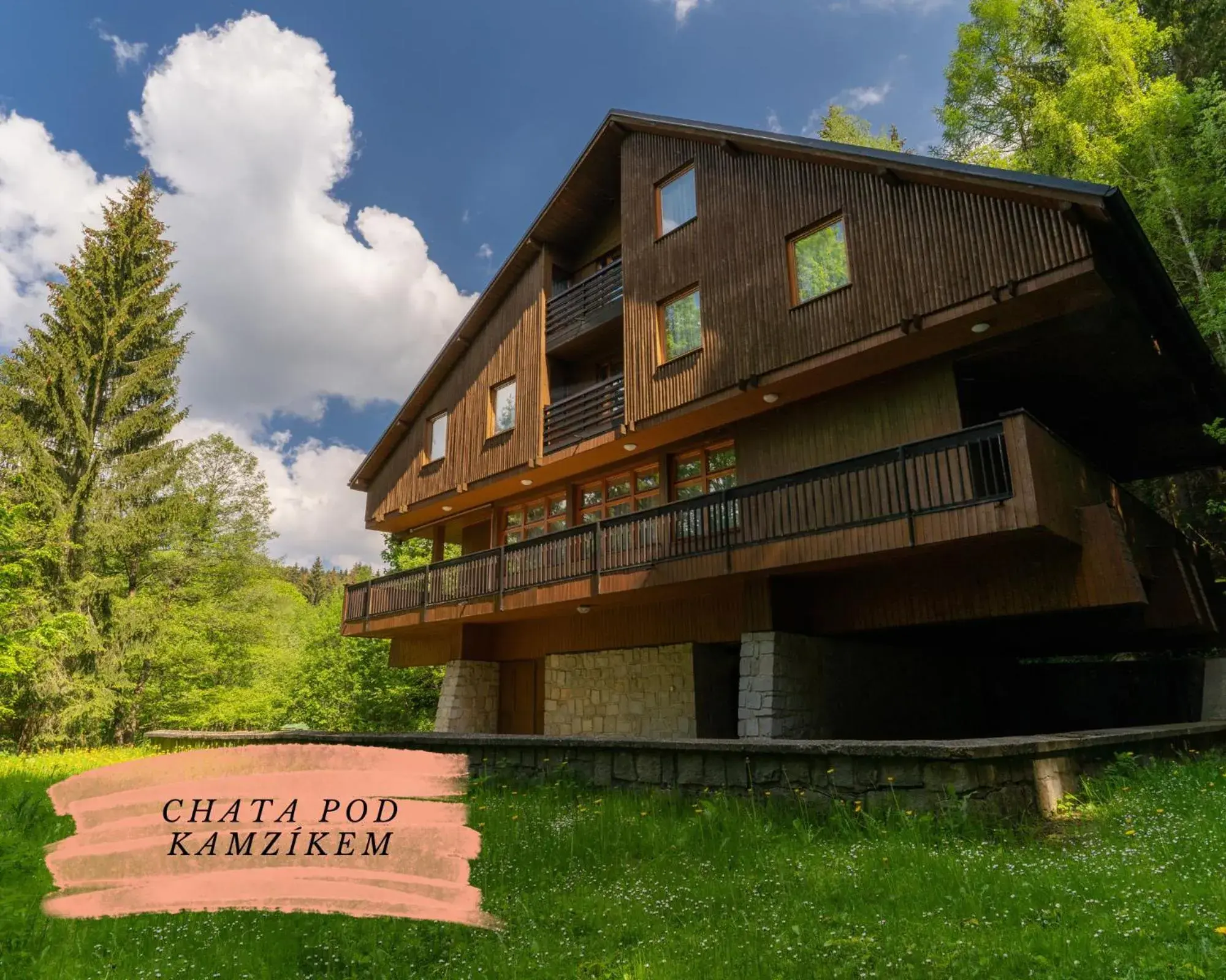 Triple Room with Shared Bathroom in Depandance hotelu Kamzík Triple Room with Shared Bathroom in Depandance hotelu Kamzík