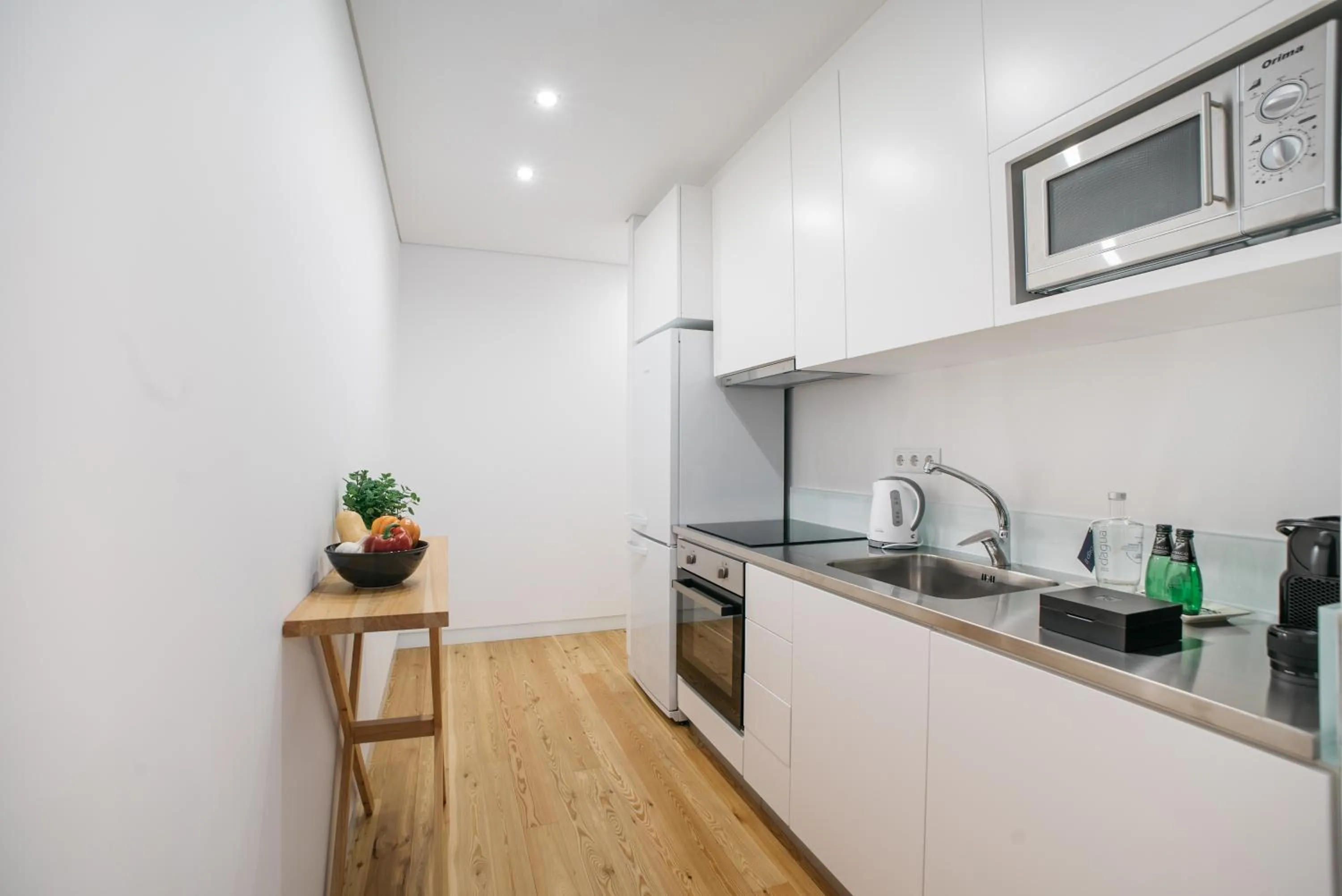 Coffee/tea facilities in D'Autor Apartments Sá da Bandeira