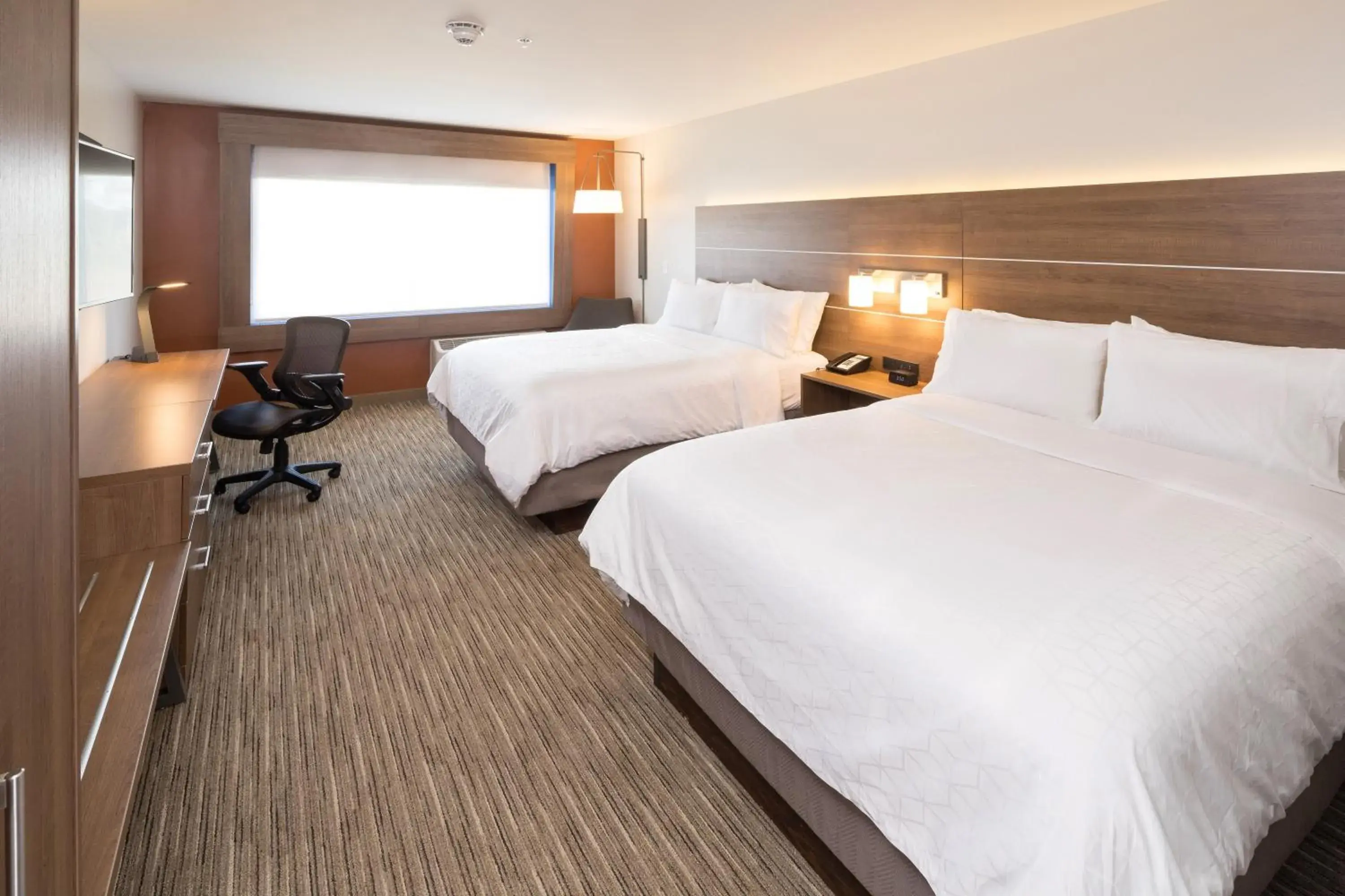 Room with Two Beds - Hearing Accessible - Non-Smoking in Holiday Inn Express & Suites - Kalamazoo West by IHG Room with Two Beds - Hearing Accessible - Non-Smoking in Holiday Inn Express & Suites - Kalamazoo West by IHG