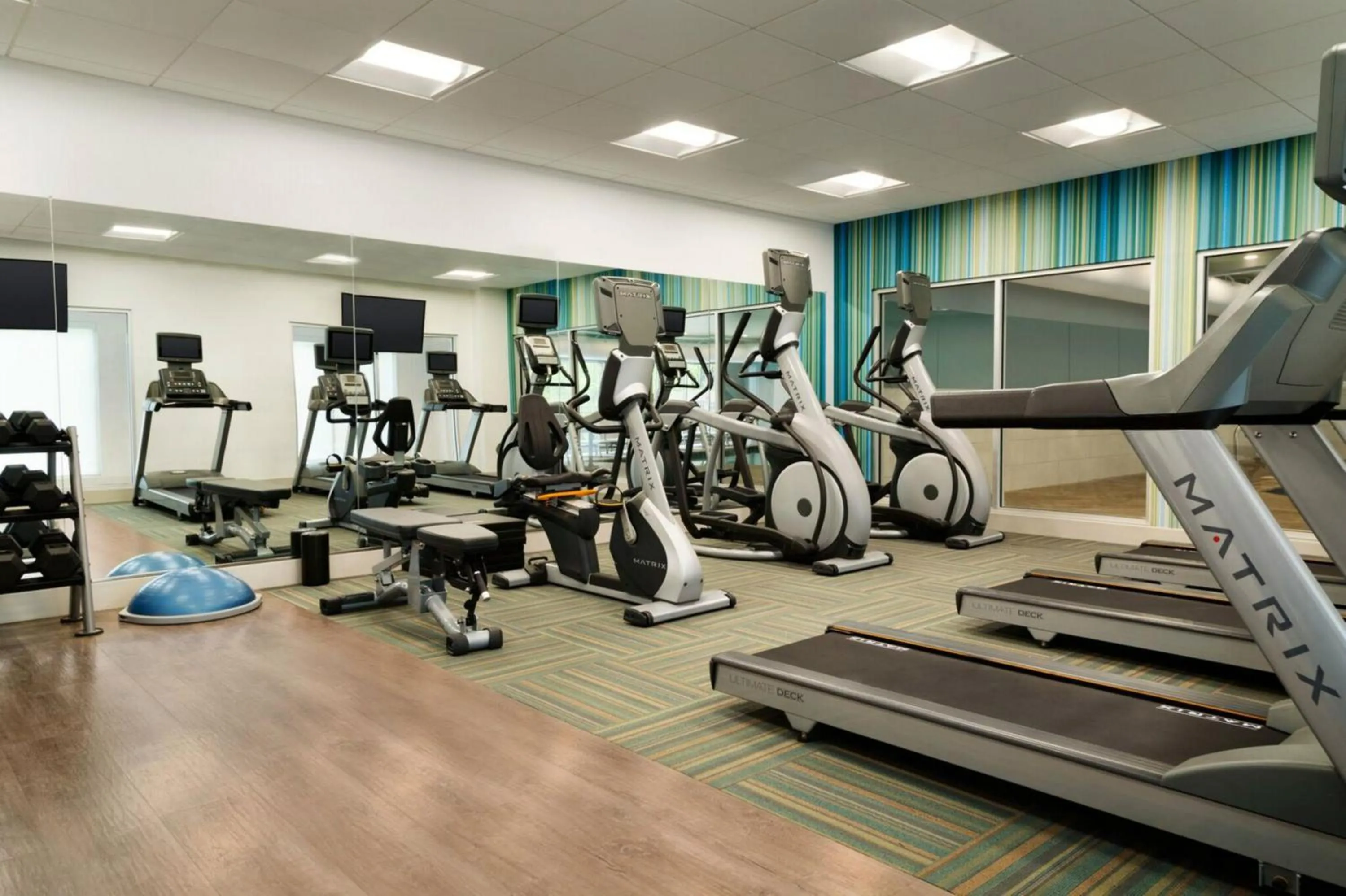 Spa and wellness centre/facilities in Holiday Inn Express & Suites - Nebraska City by IHG