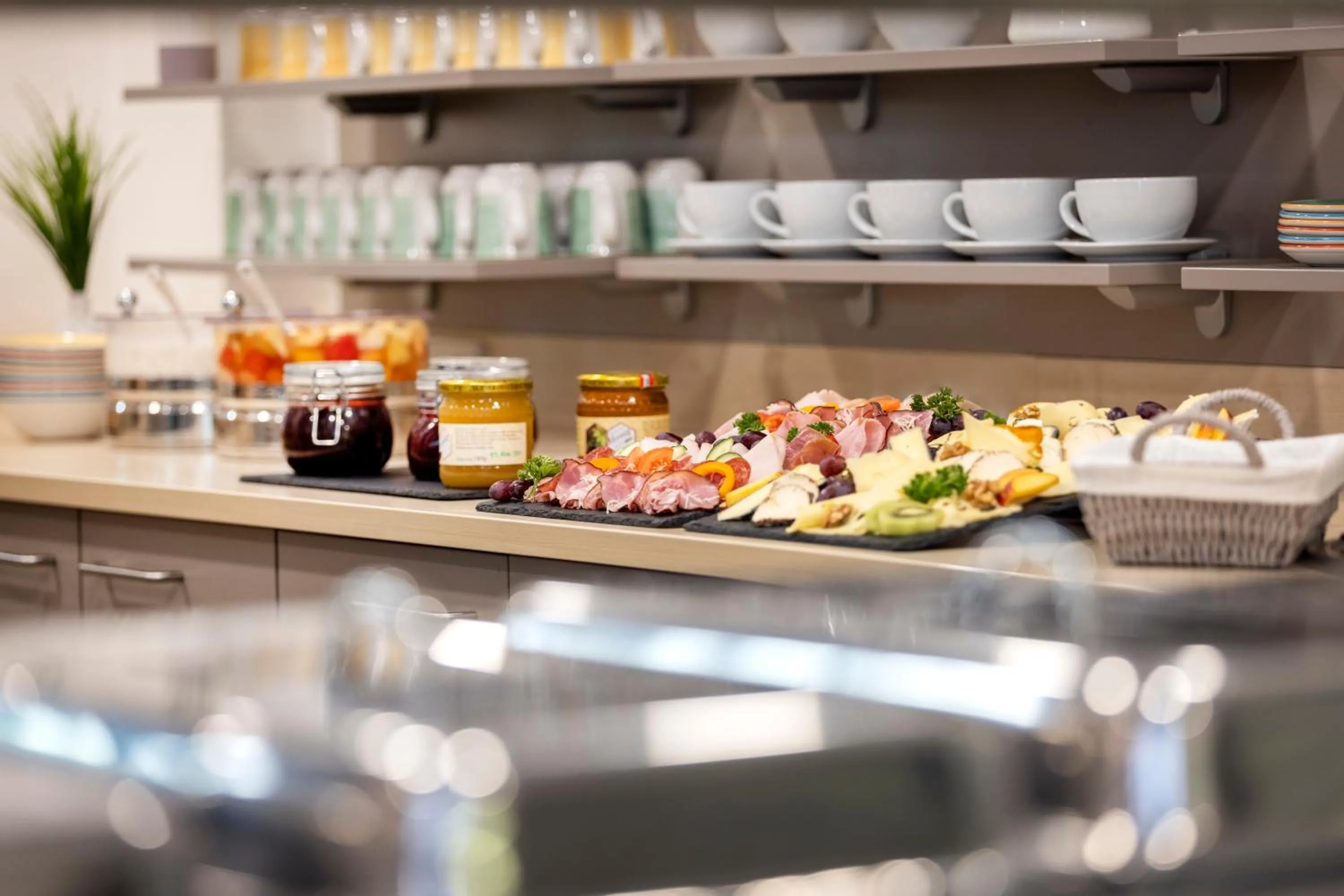 Breakfast in JUFA Hotel Bruck an der Mur - im Weitental