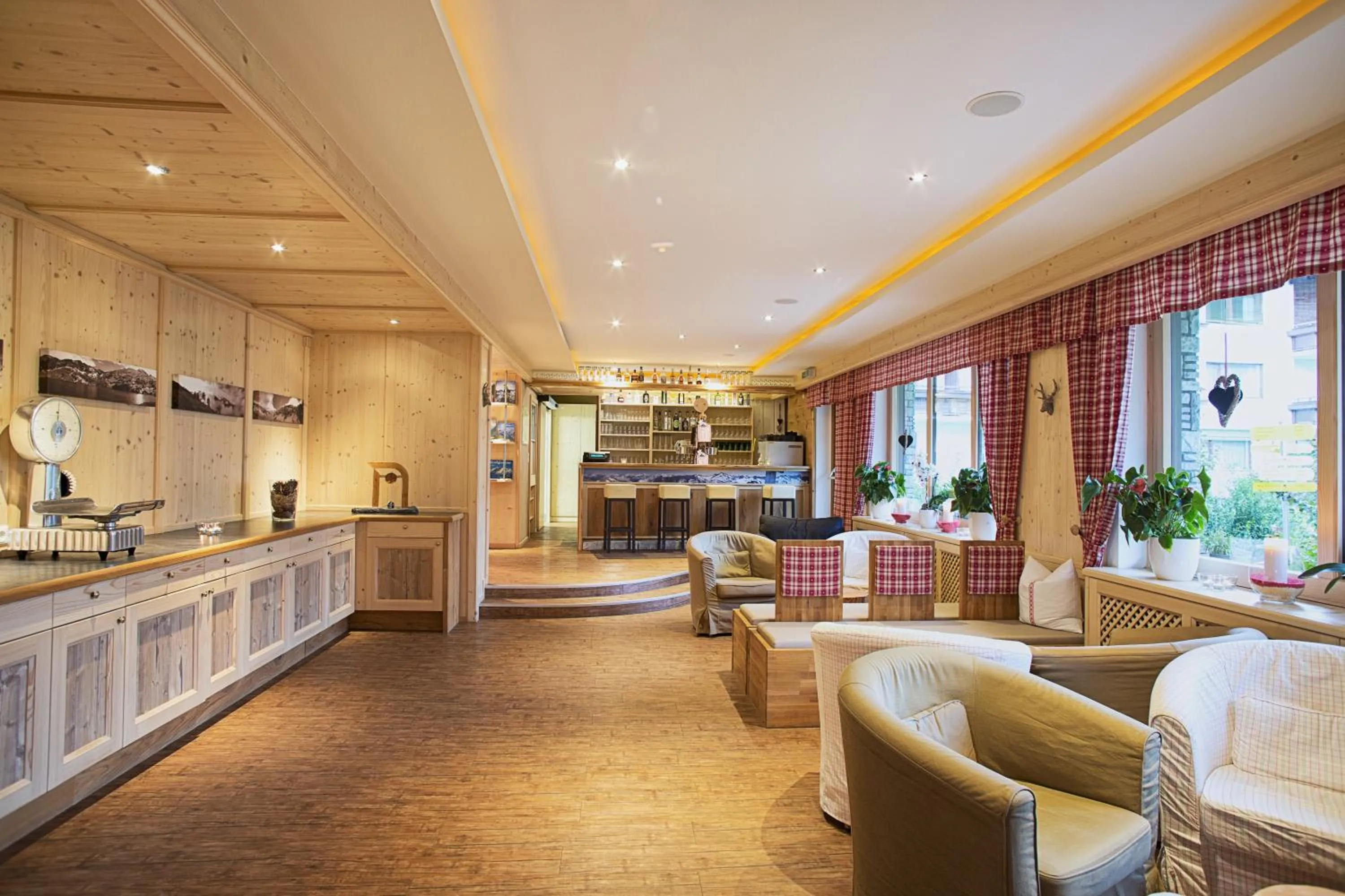 Lounge or bar in Alphotel Mittersill