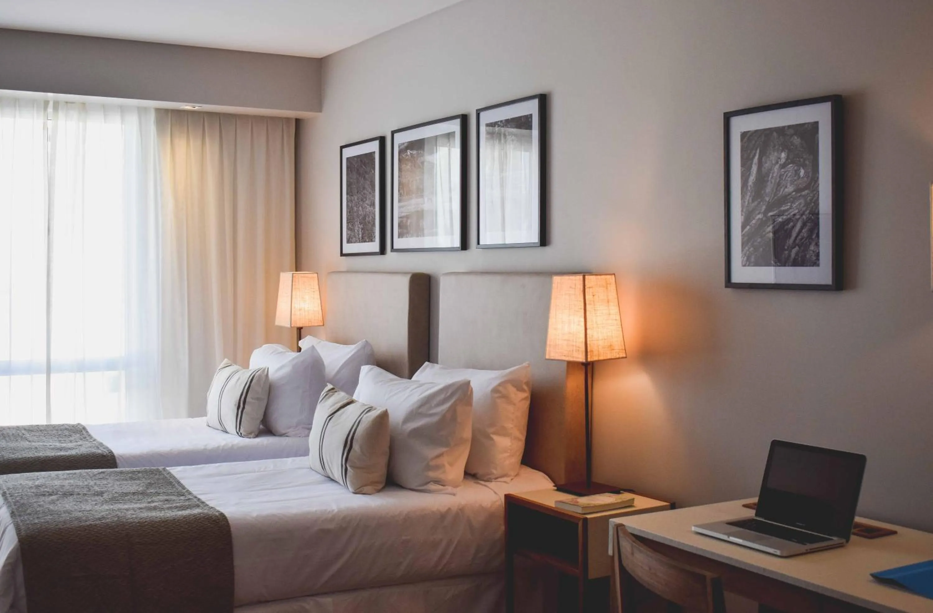 Photo of the whole room, Bed in Cyan Soho Neuquén Hotel