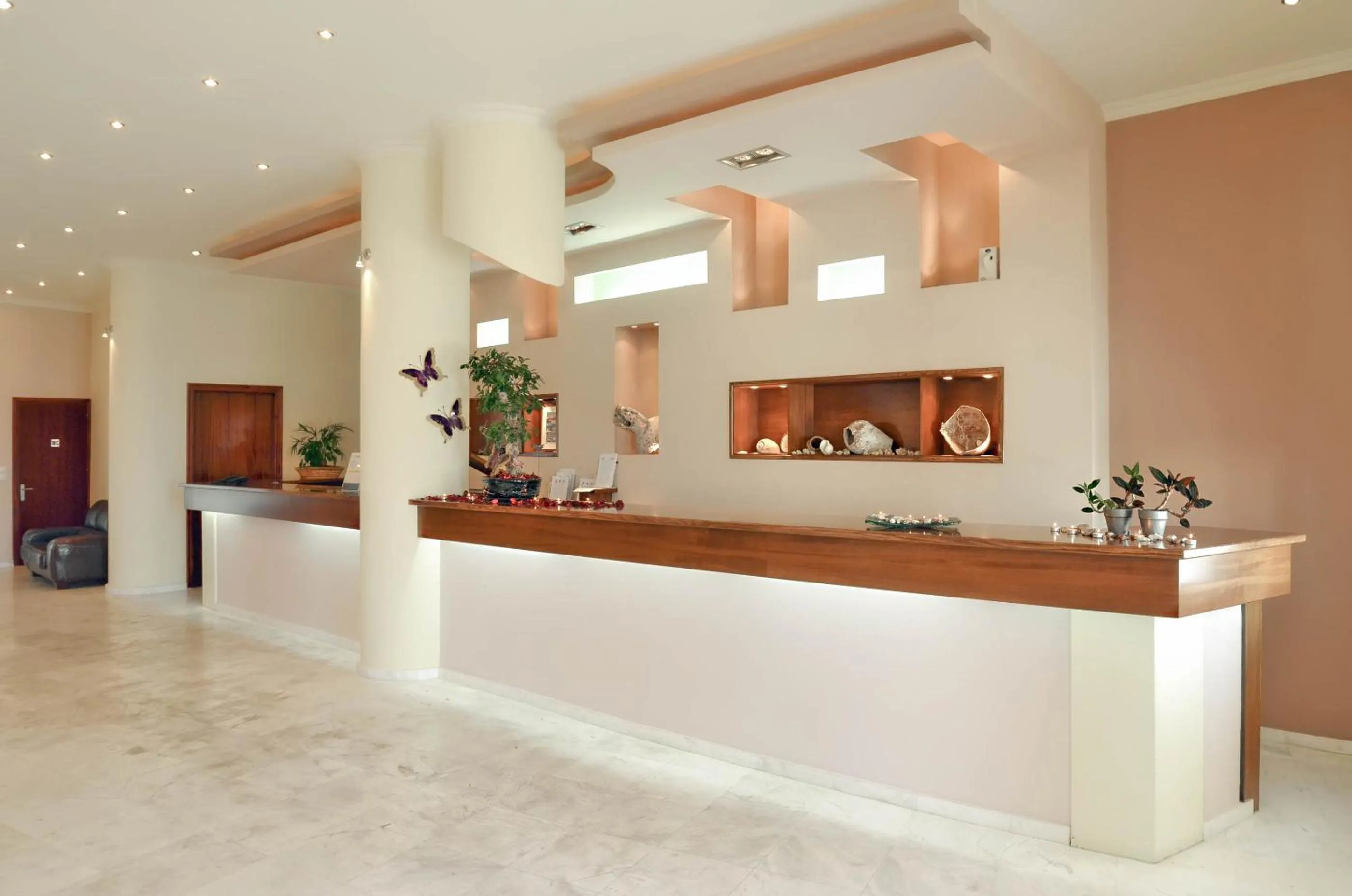 Lobby or reception in Belussi Beach Hotel & Suites