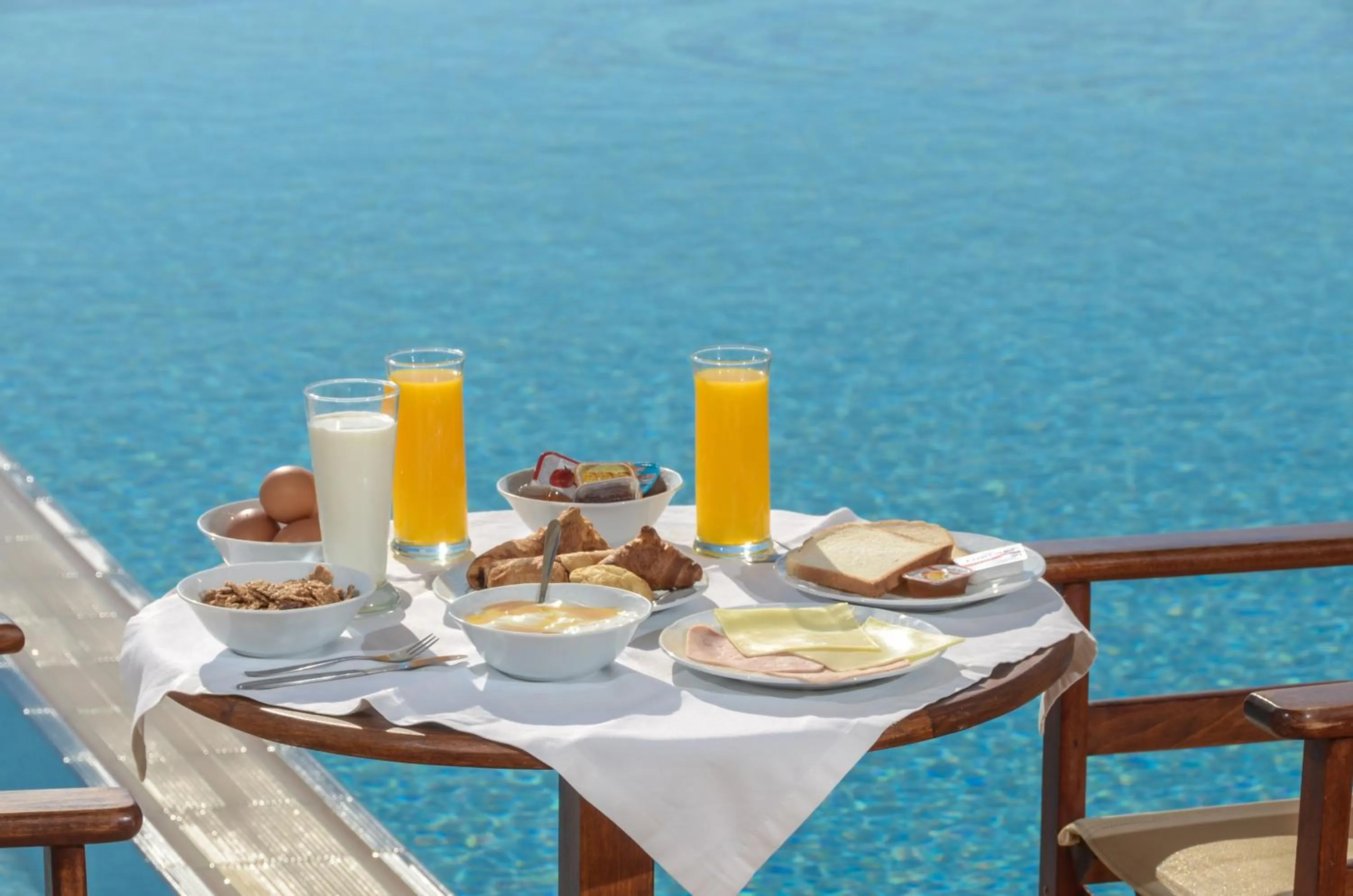 Breakfast in Perla Hotel