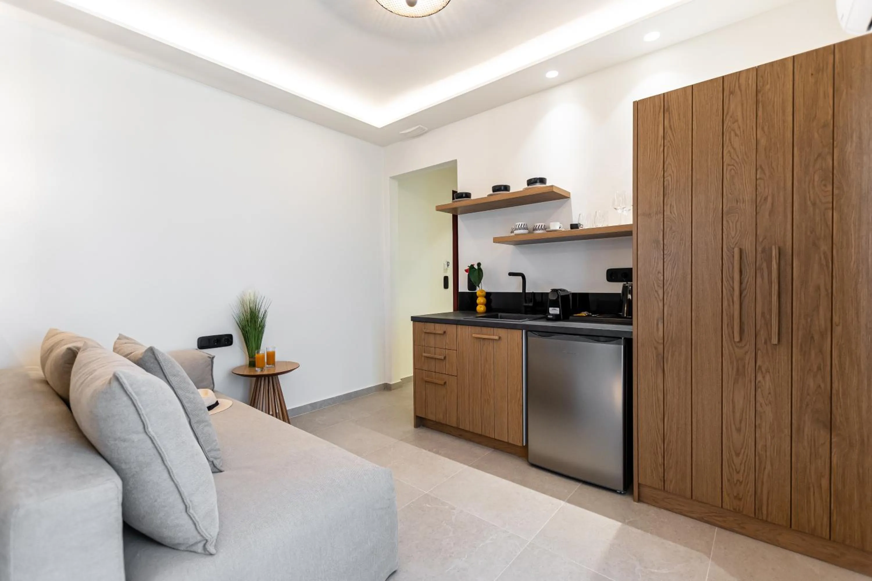 Living room in Perla Hotel