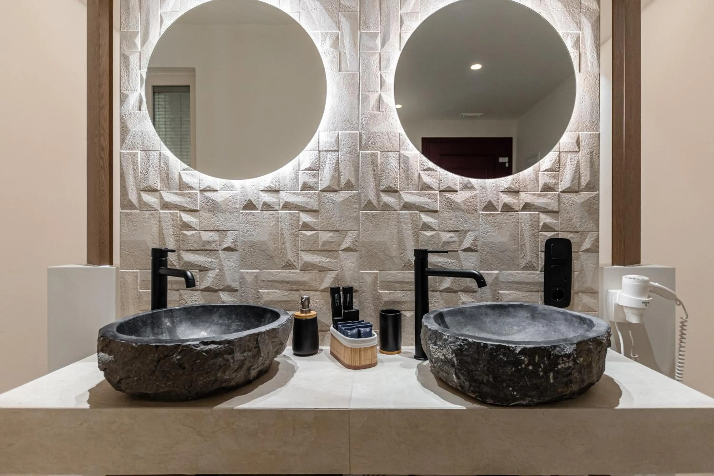 Bathroom in Perla Hotel