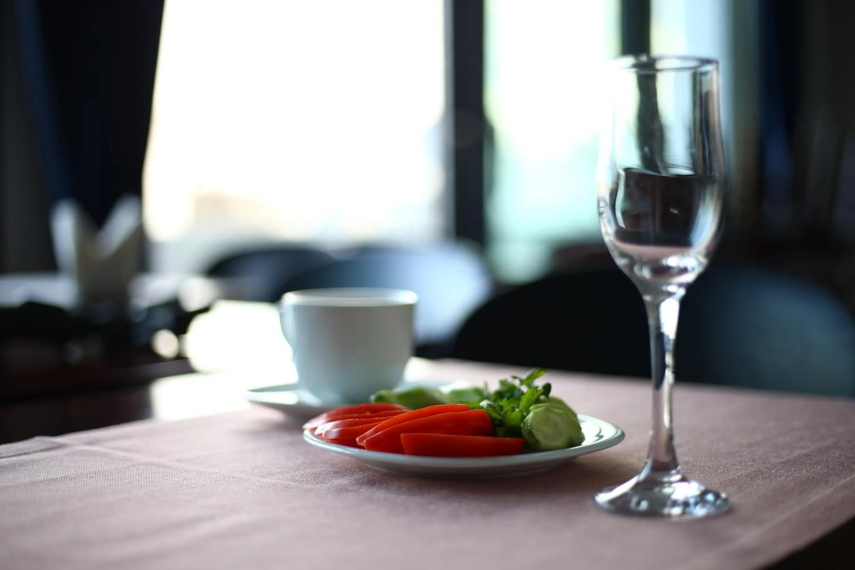 Food and drinks in Novelty Hotel