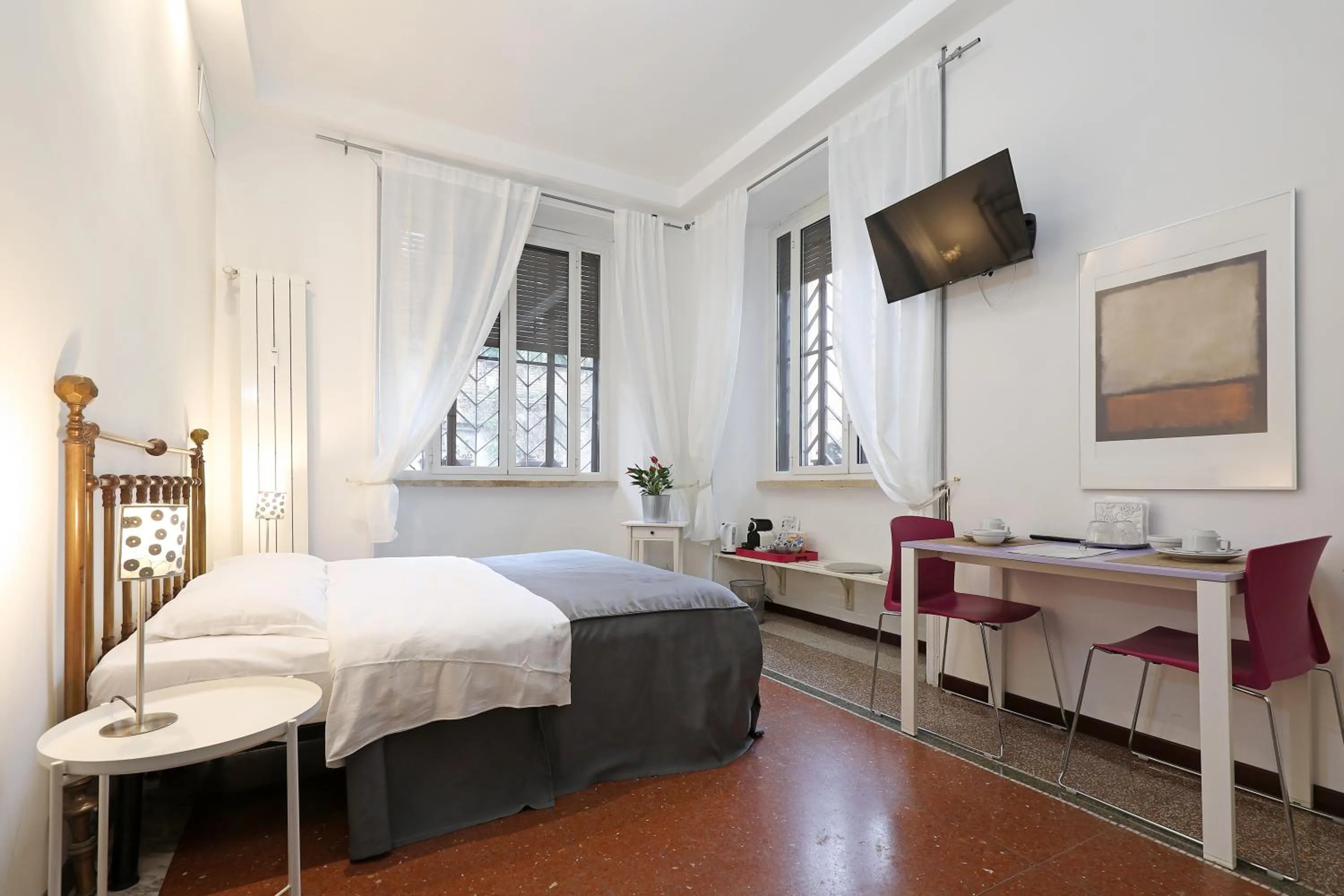 Bed in Maison Colosseo (Via dei Querceti 24)