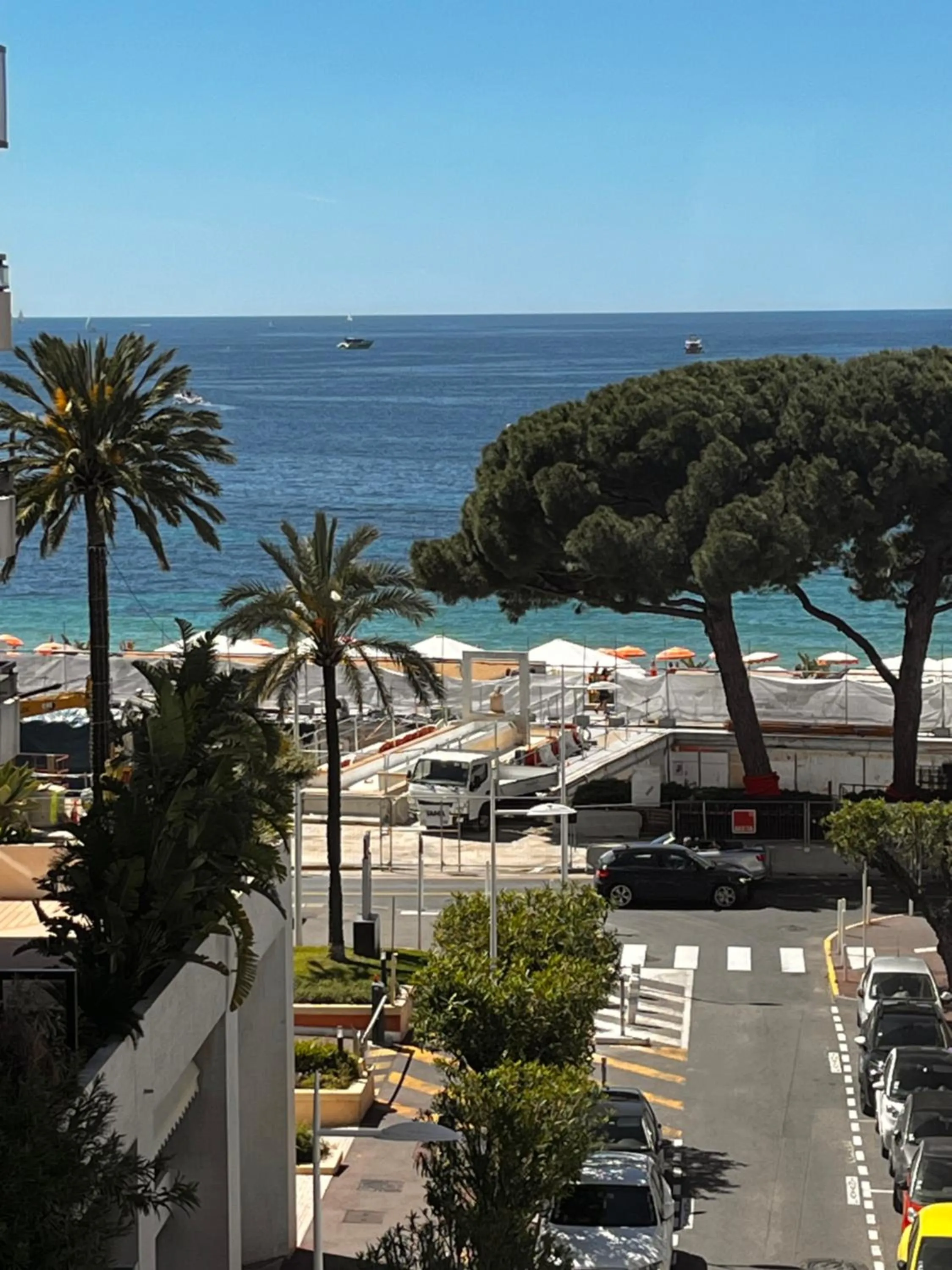 Sea view in Hôtel Eden - La Baigneuse