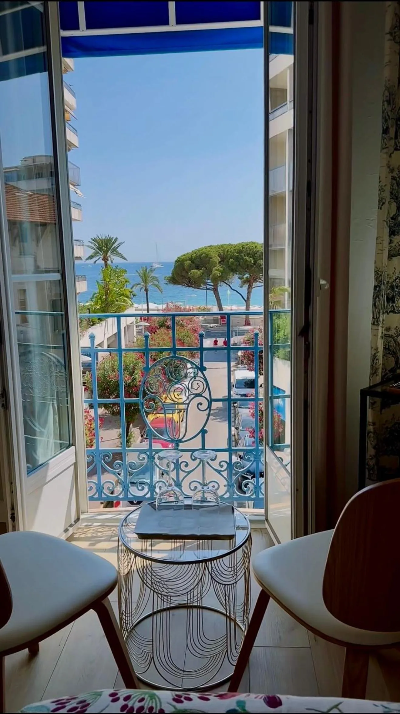 Sea view in Hôtel Eden - La Baigneuse