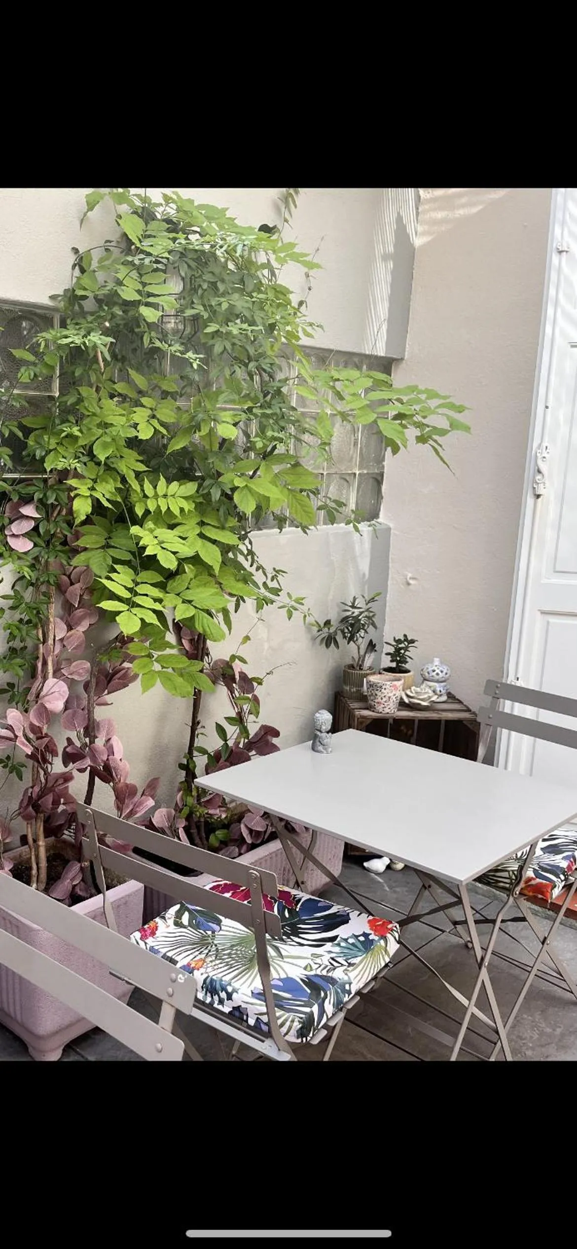 Breakfast in Hôtel Eden - La Baigneuse