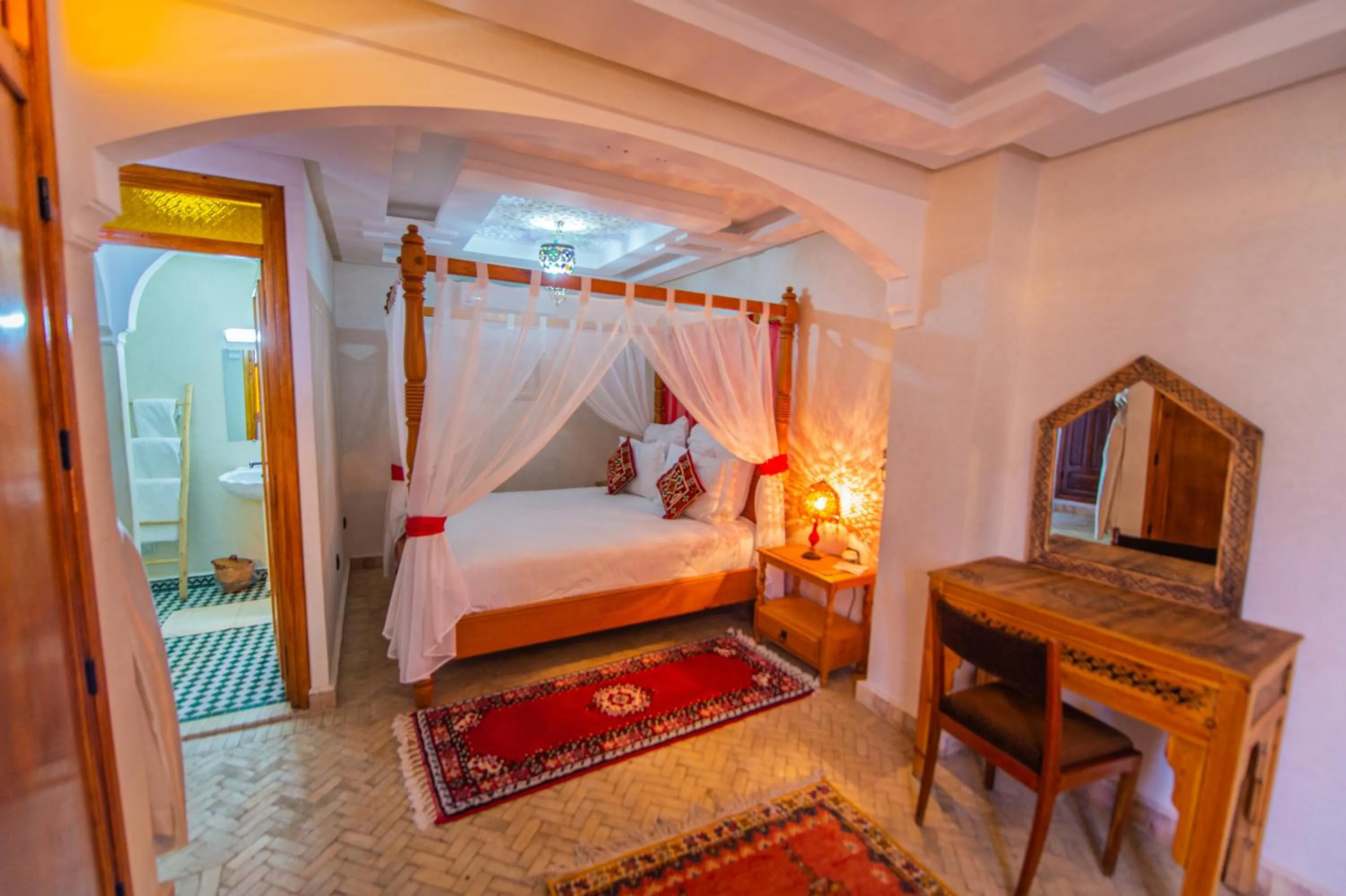 Photo of the whole room, Bed in Riad Zahri