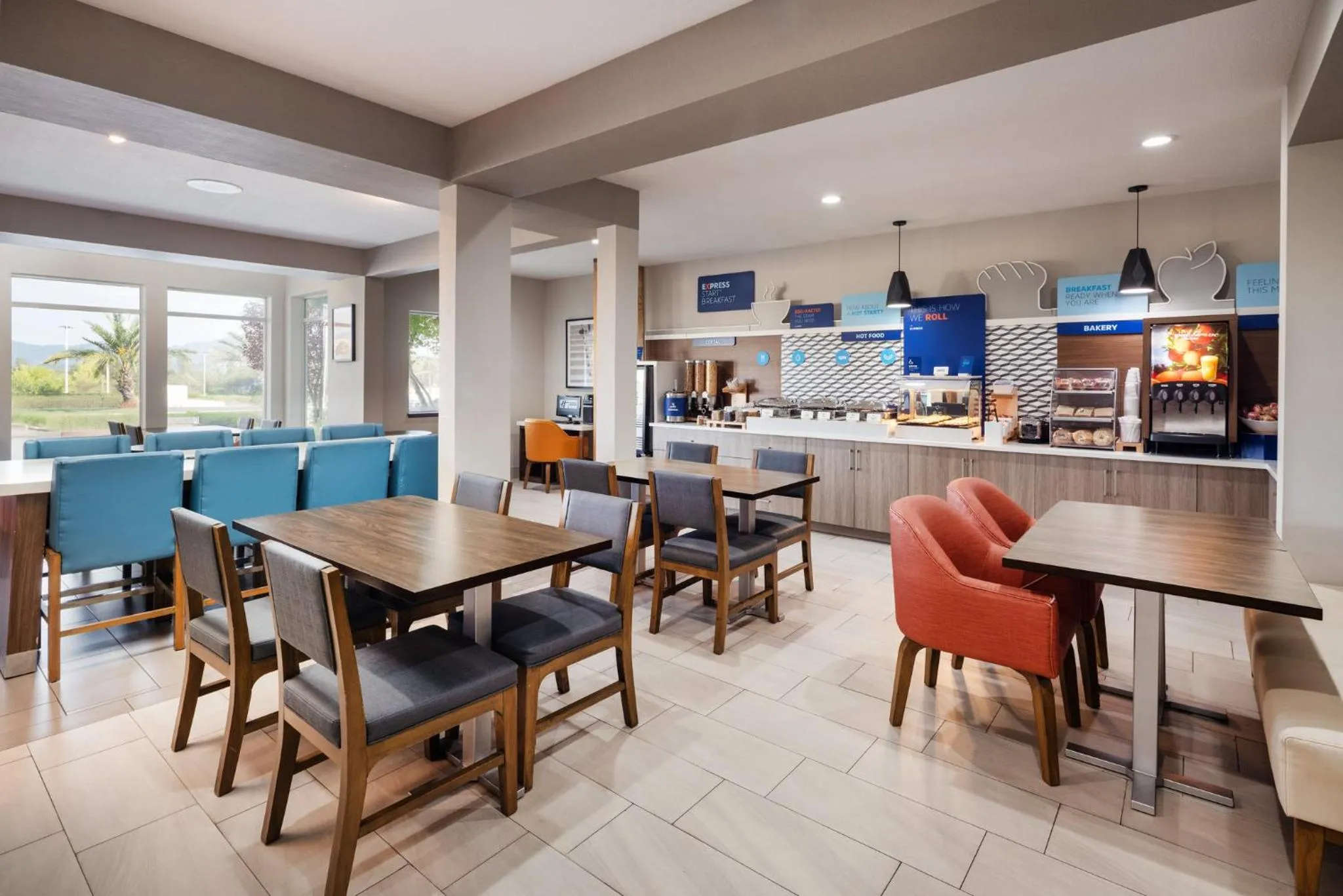 Breakfast in Holiday Inn Express Redding North by IHG