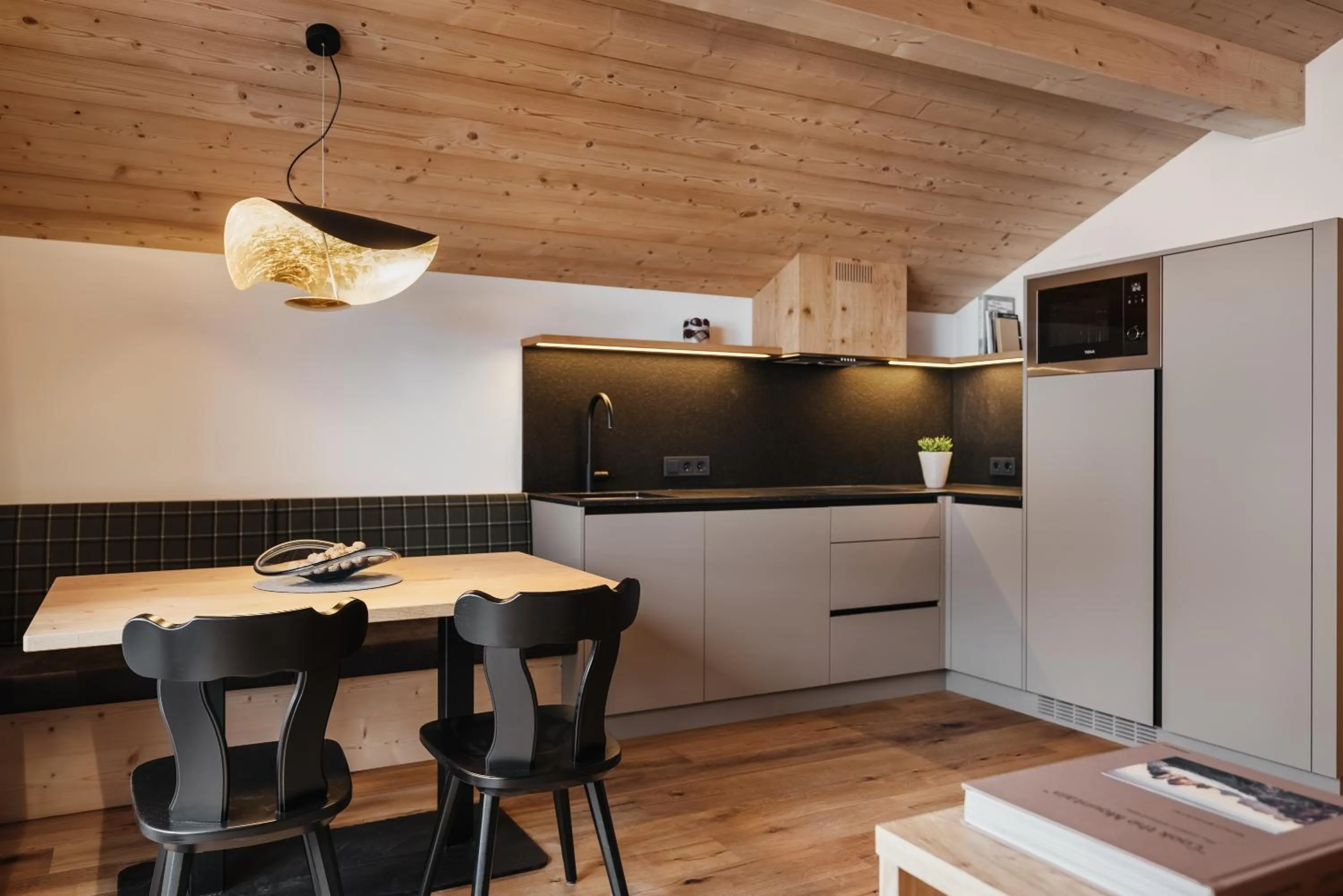Kitchen or kitchenette in Residence Villa Trieste