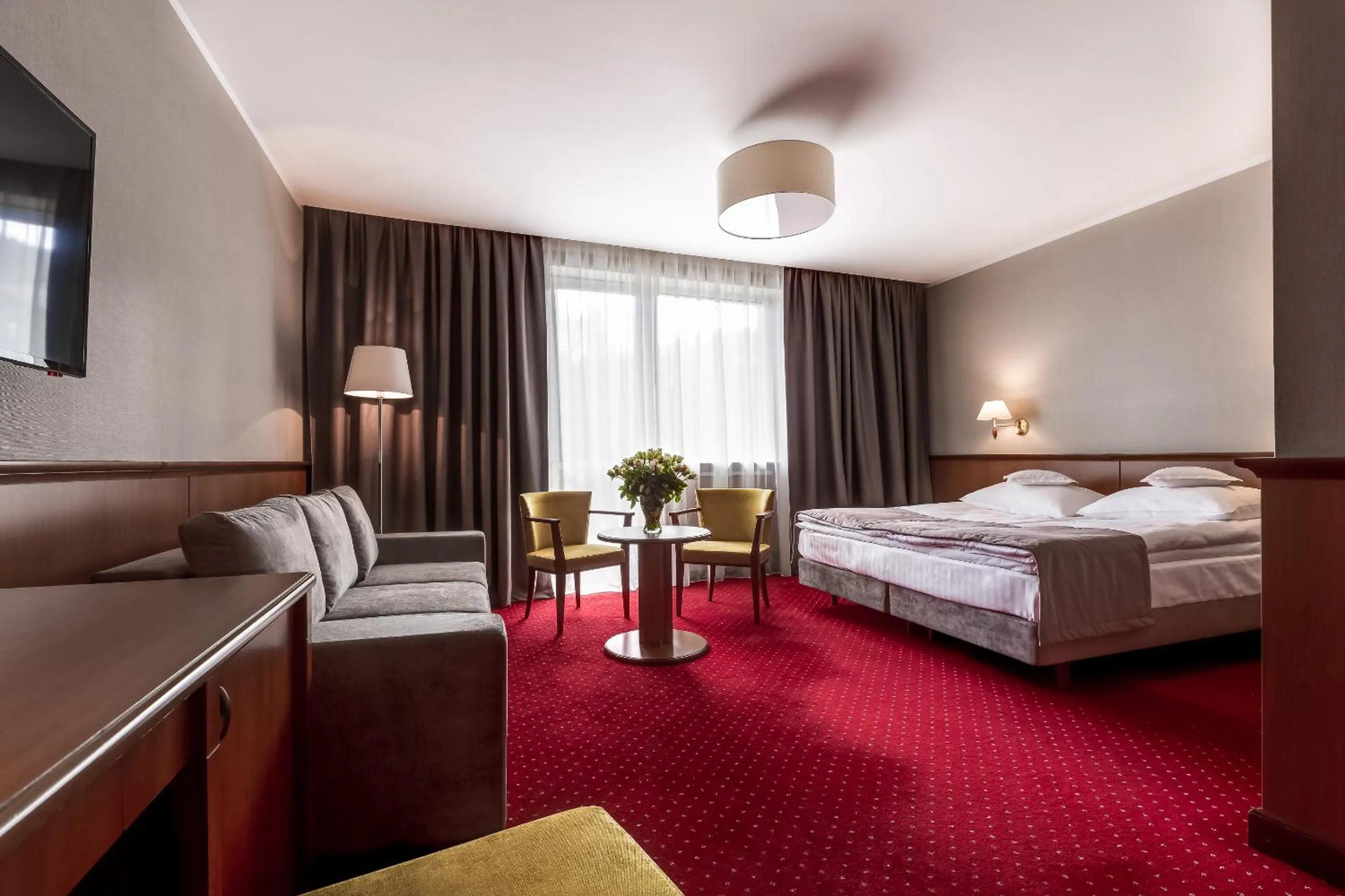 Bedroom, Bed in Hotel Konradówka Wellness & SPA - 300 metrów do centrum