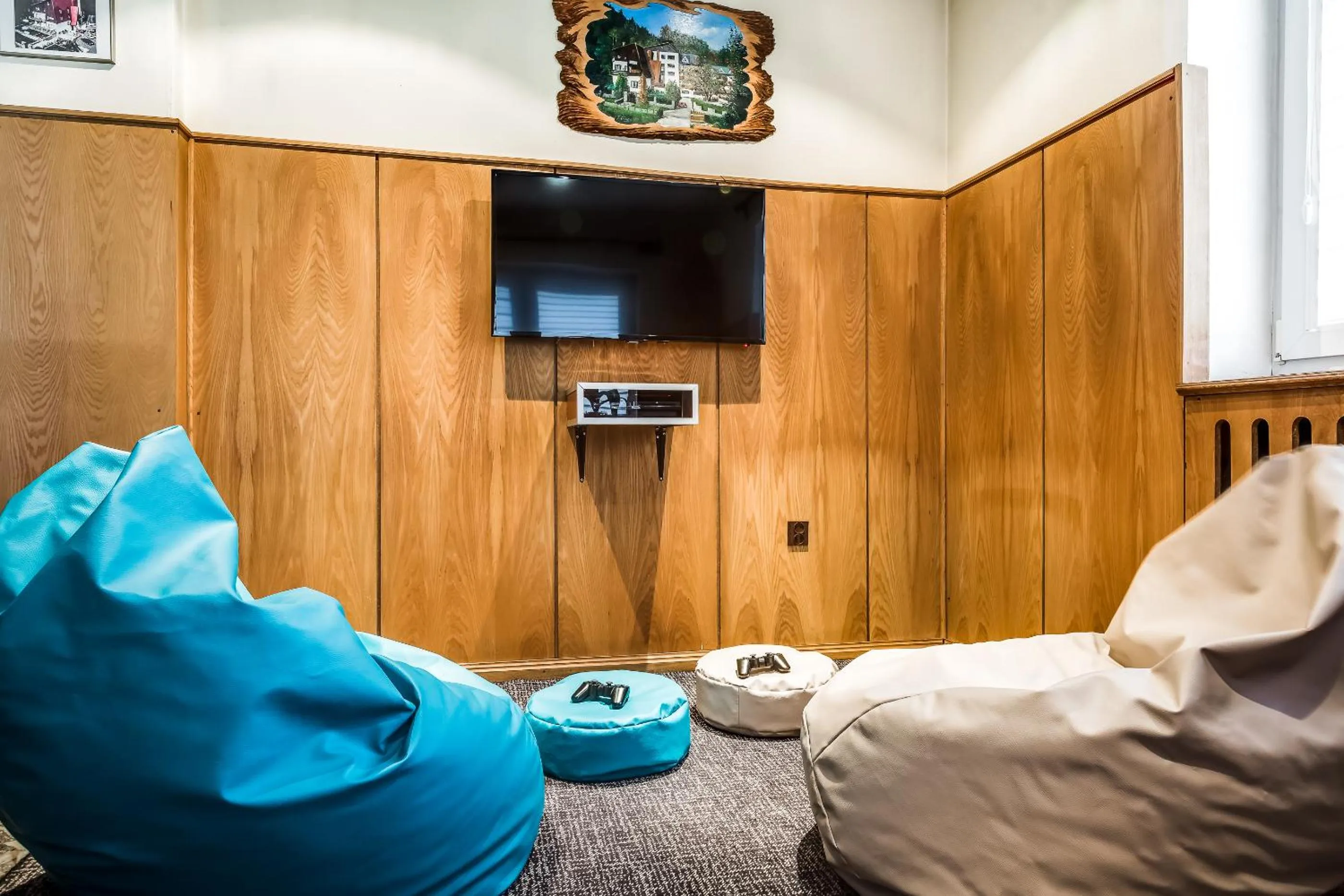 Game Room, Bed in Hotel Konradówka Wellness & SPA - 300 metrów do centrum