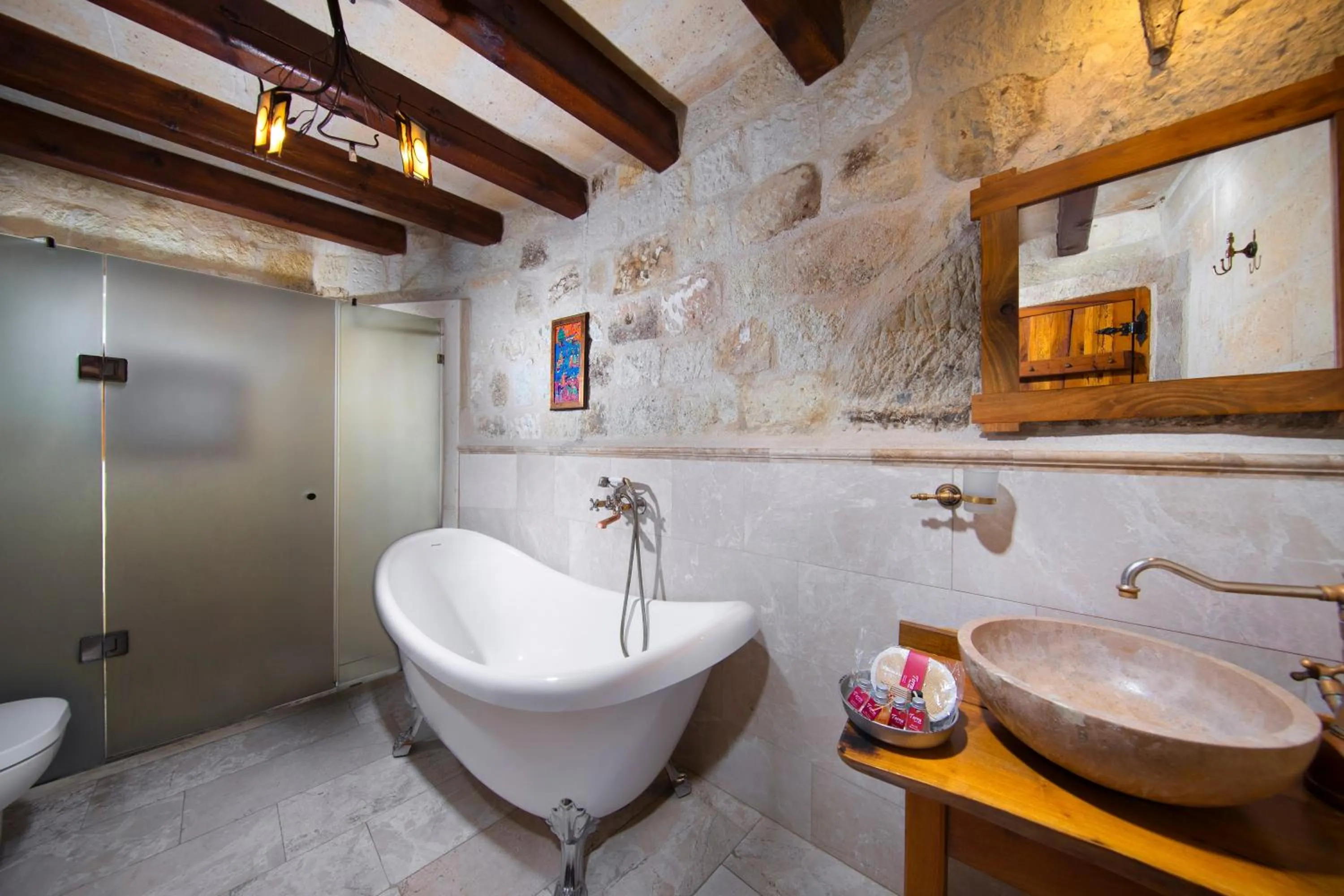 Shower in Terra Cave