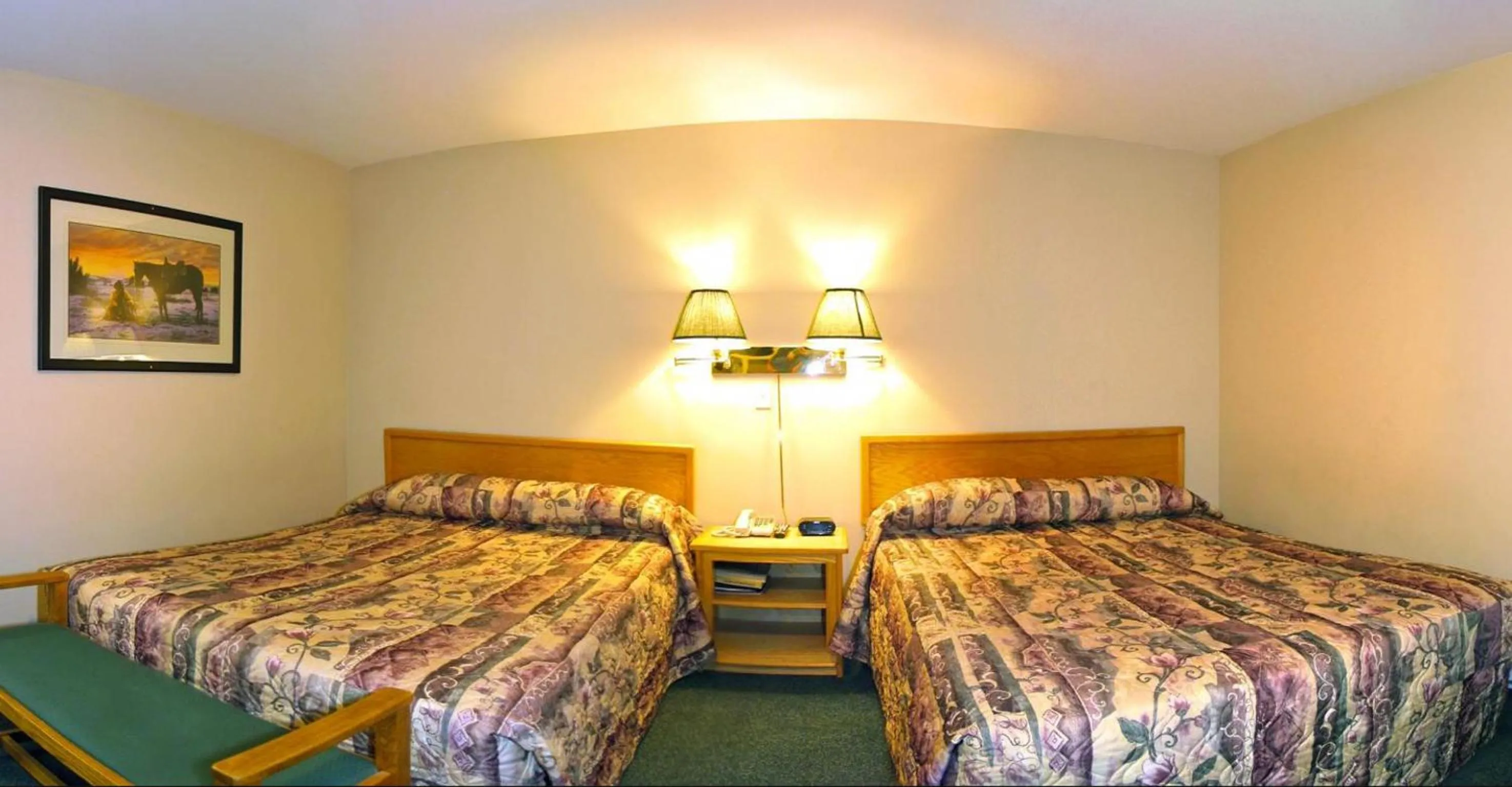 Bedroom, Bed in Travelodge by Wyndham Merritt