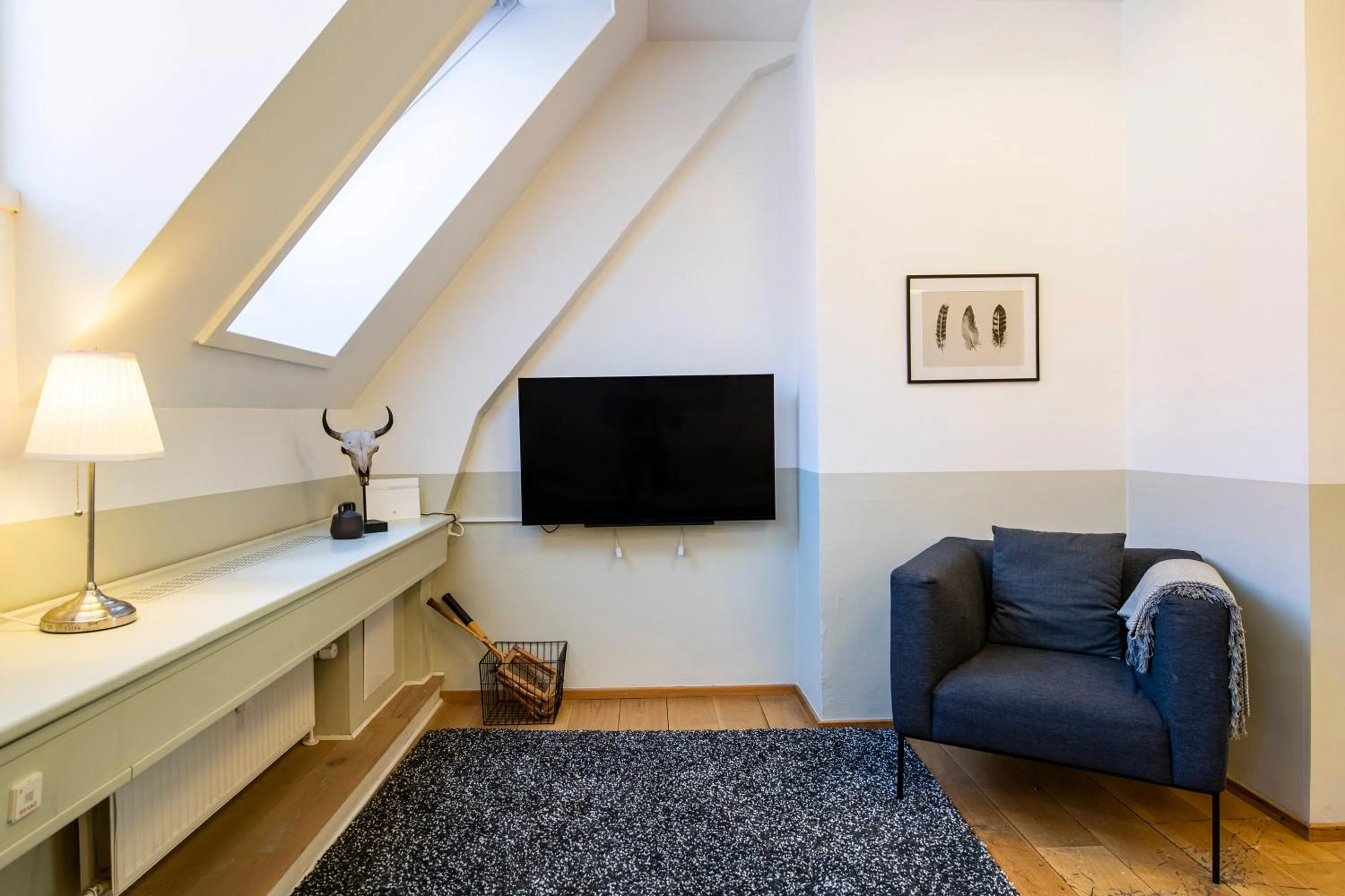 TV and multimedia in Kings Garden 1 by Daniel&jacob's