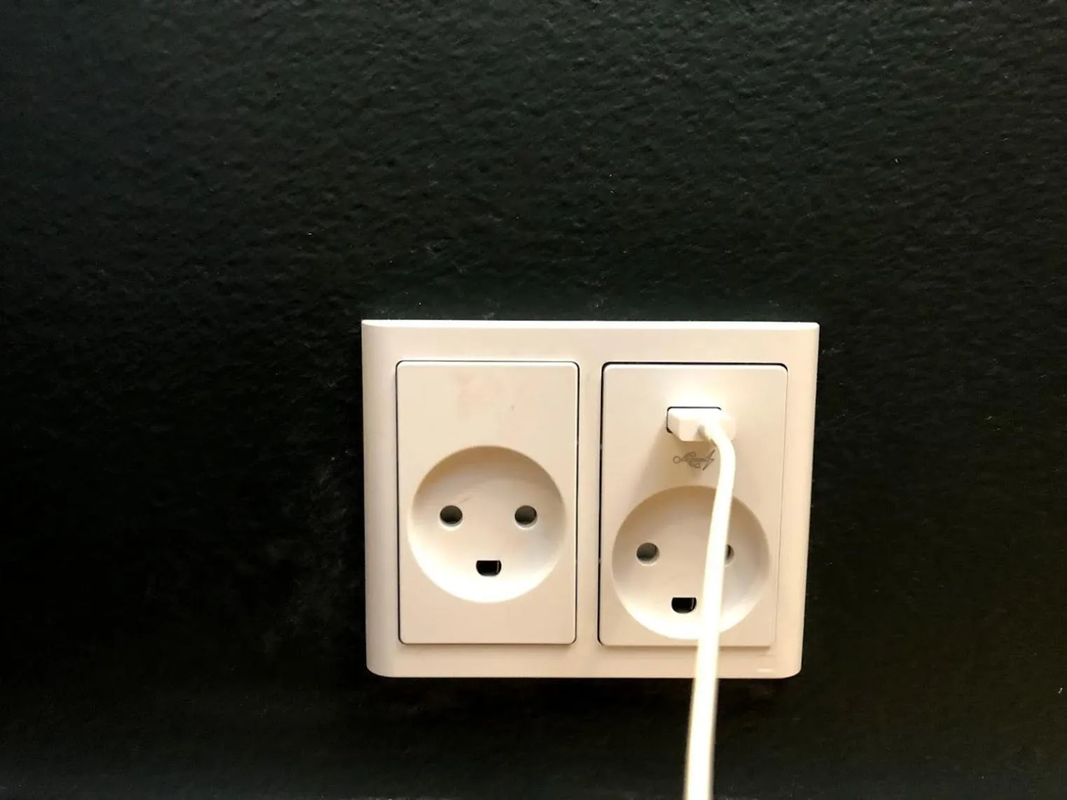 TV and multimedia in Kings Garden 1 by Daniel&jacob's