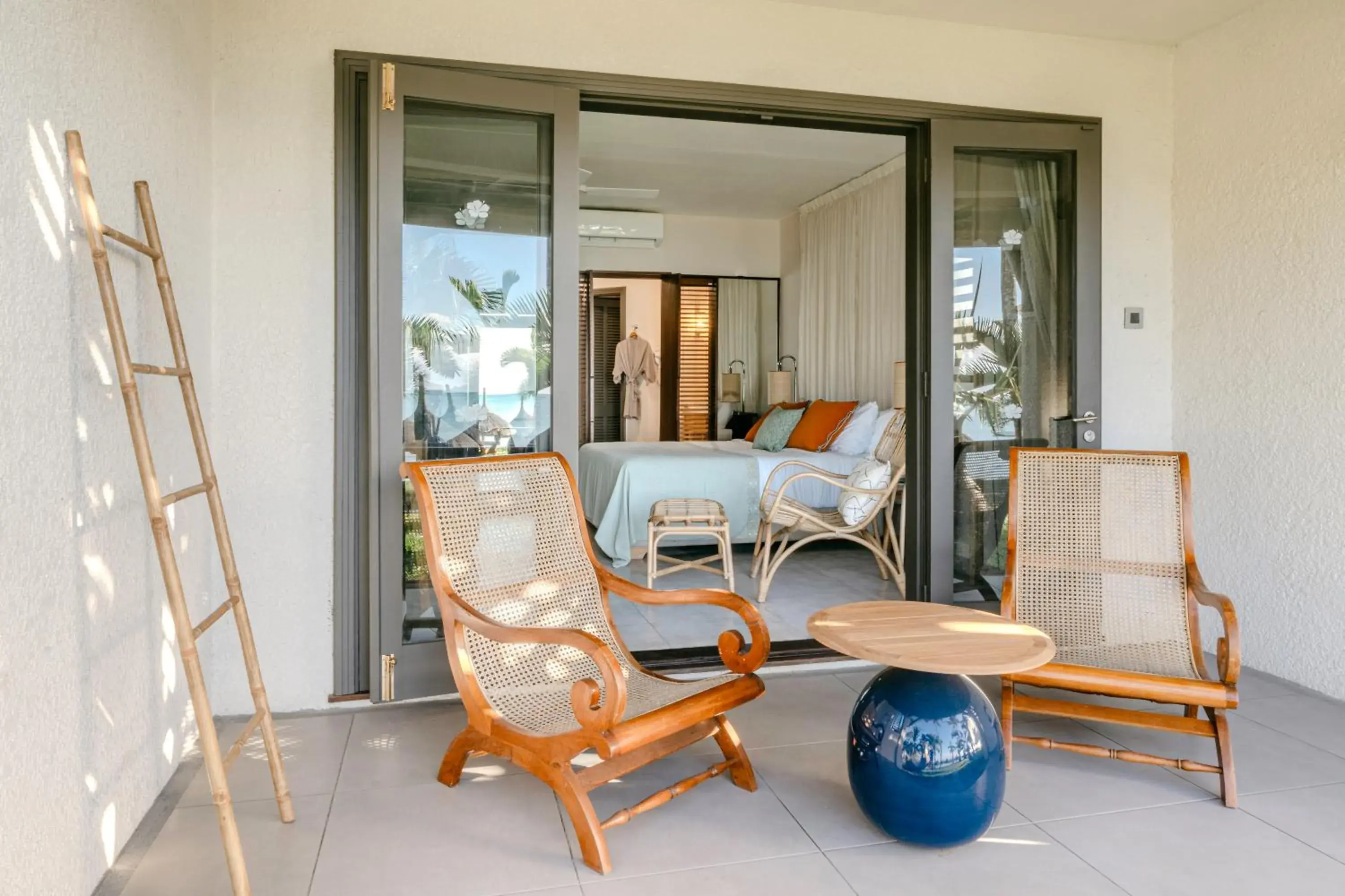 Superior Seaview Room in Veranda Paul et Virginie Hotel & Spa - Adults Only Superior Seaview Room in Veranda Paul et Virginie Hotel & Spa - Adults Only