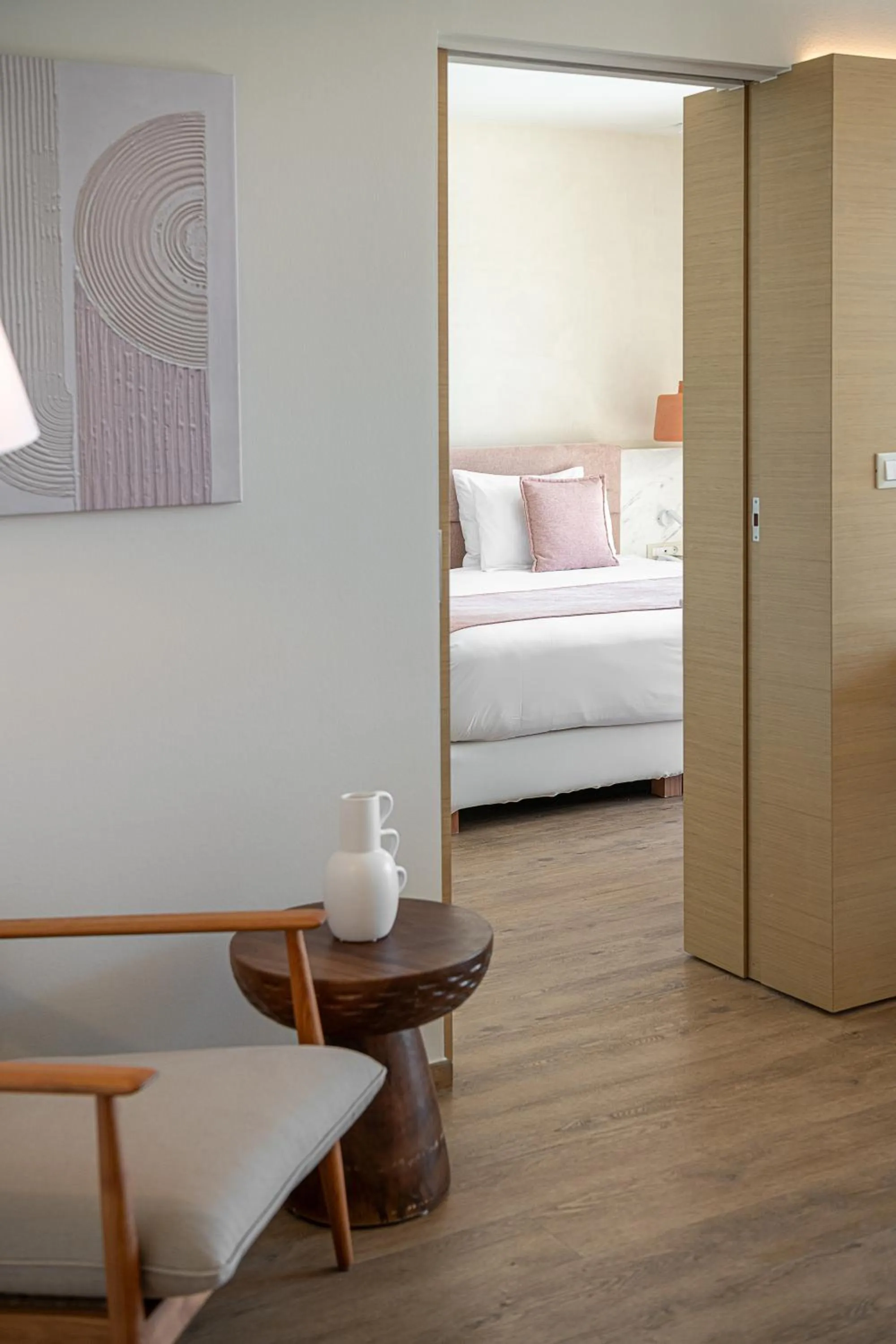 Seating area, Bed in Avra Imperial Hotel