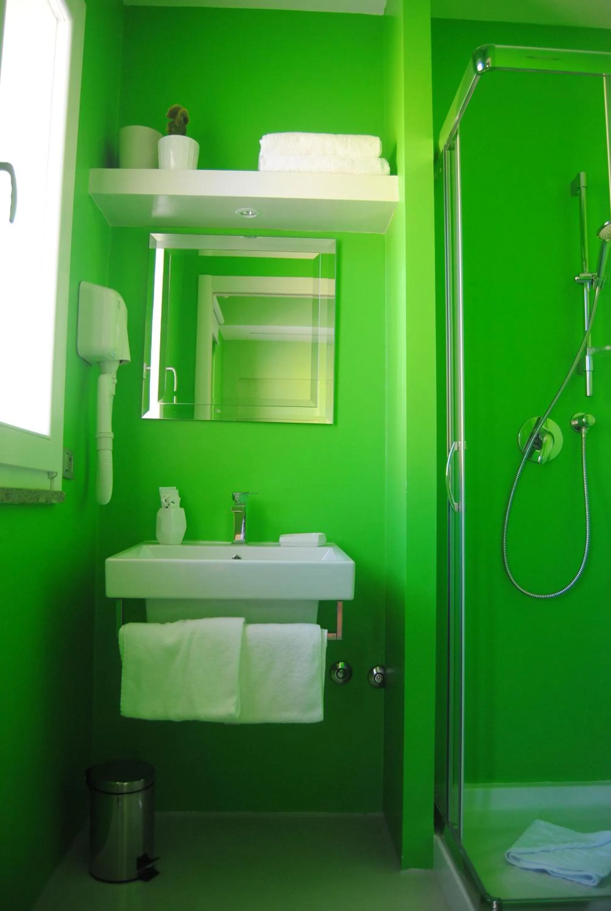 Bathroom in Affittacamere Stazione Valmontone